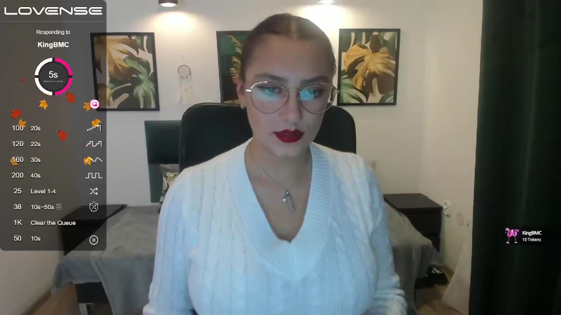 Gallery image thumbnail from SunfLowerr's myfreecams stream on, 11/03/2024, 16:07 image 11 of 20