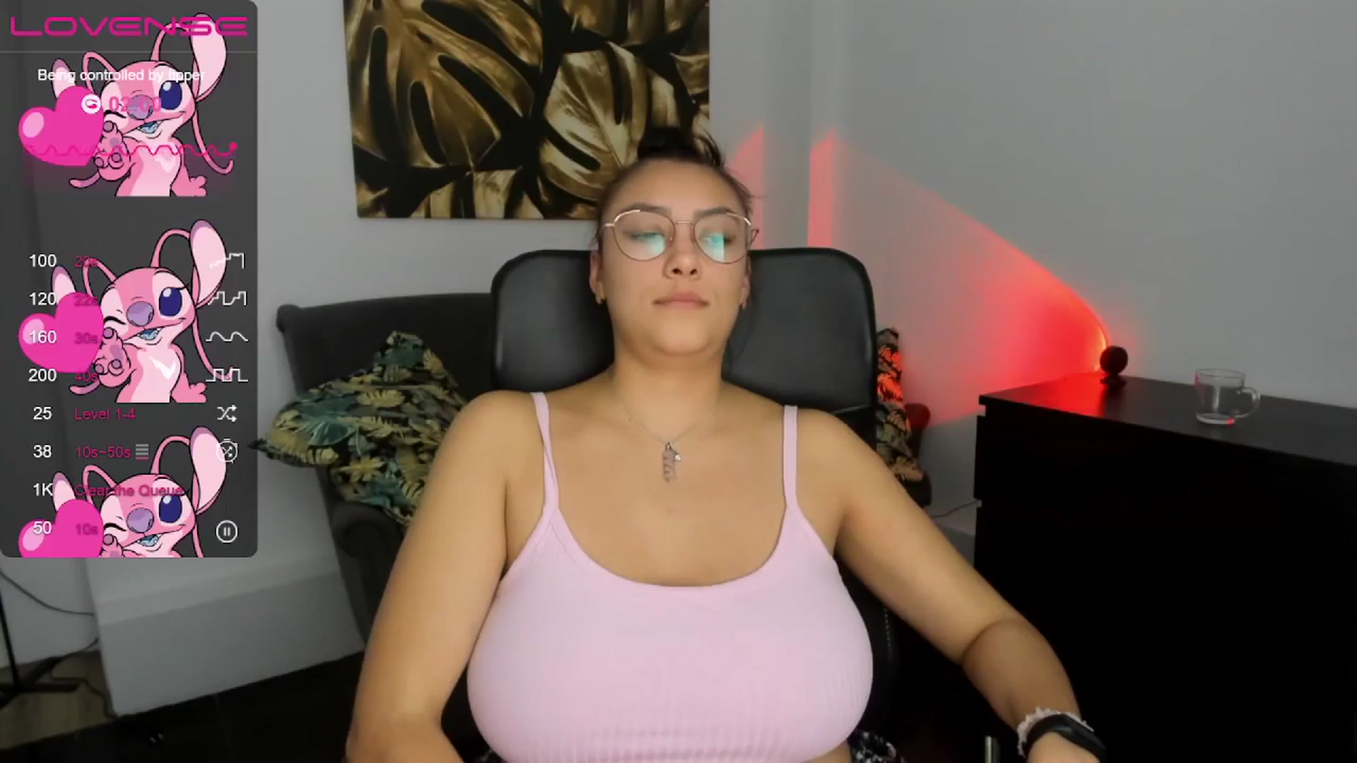 Gallery image thumbnail from SunfLowerr's myfreecams stream on, 11/07/2024, 20:20 image 20 of 20