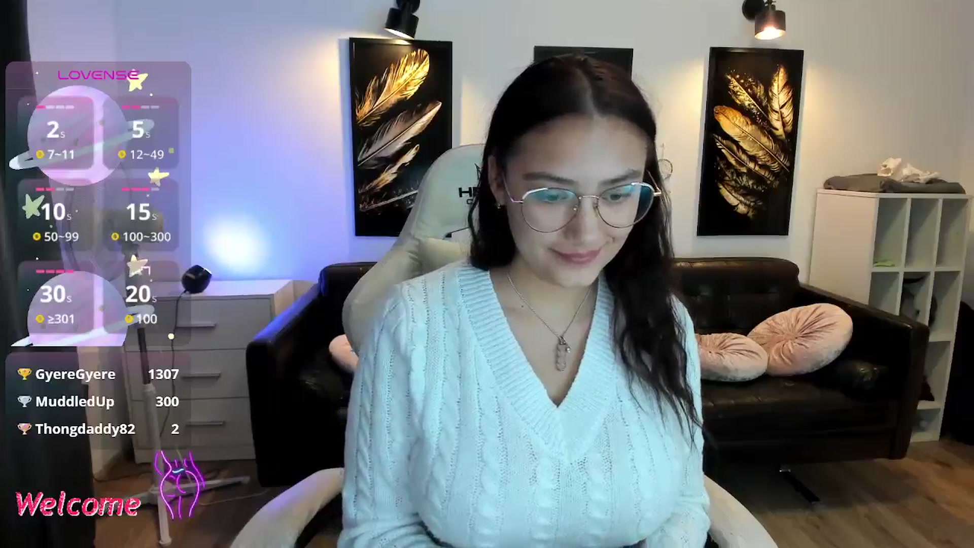 Gallery image thumbnail from SunfLowerr's myfreecams stream on, 11/10/2024, 19:29 image 9 of 20