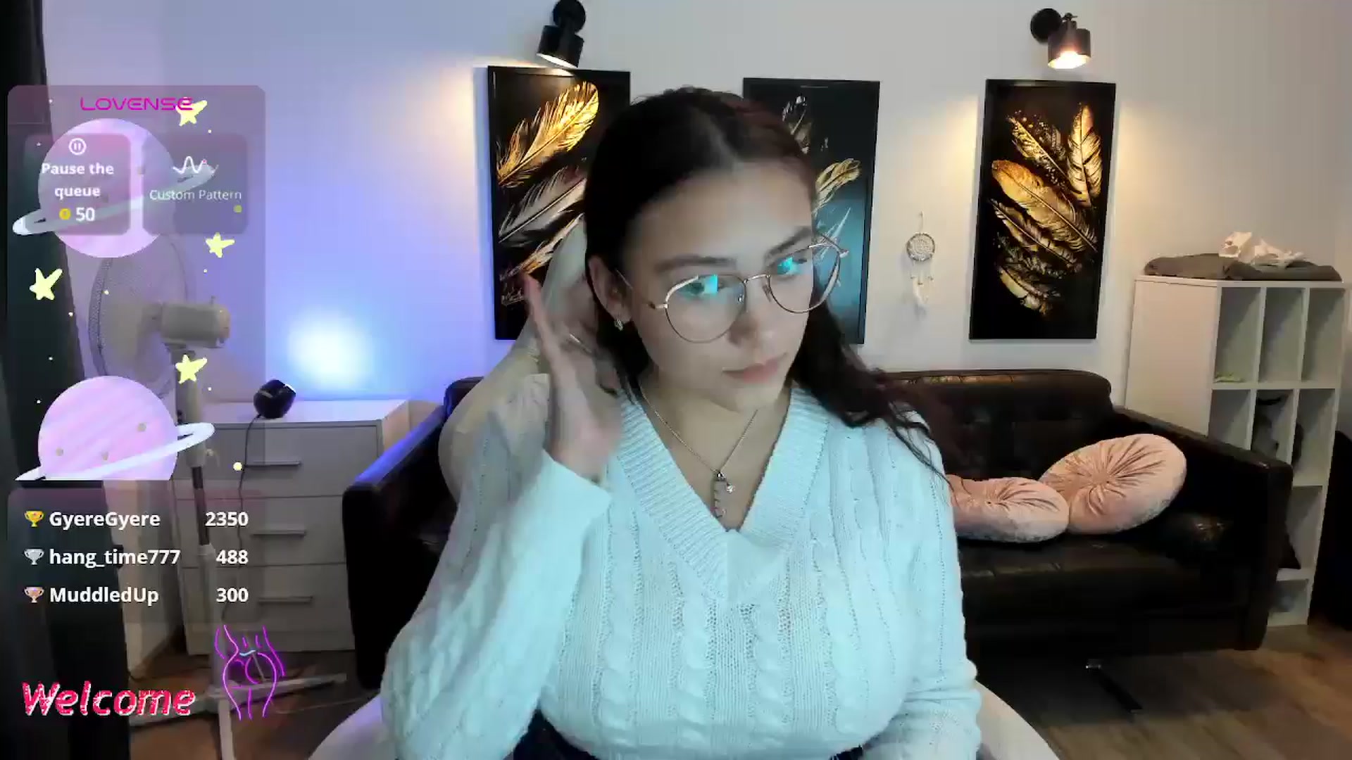 Gallery image thumbnail from SunfLowerr's myfreecams stream on, 11/10/2024, 20:55 image 5 of 20