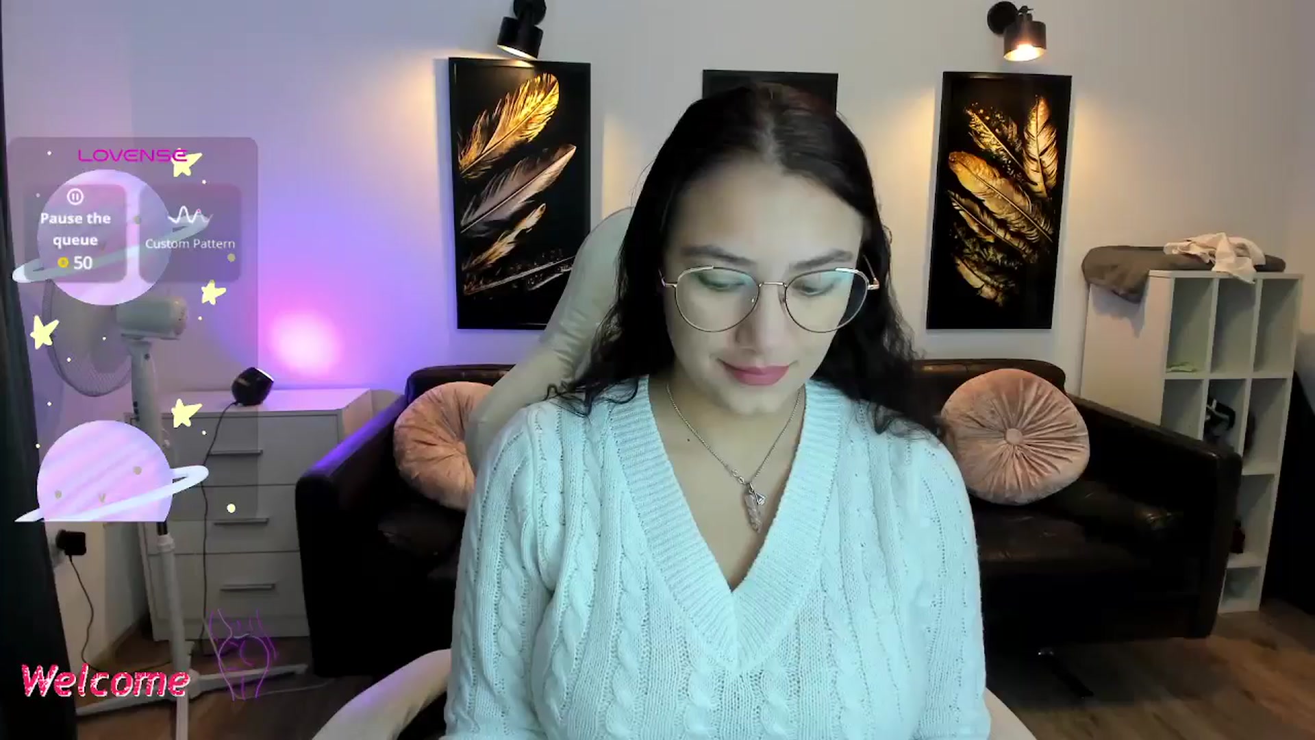Gallery image thumbnail from SunfLowerr's myfreecams stream on, 11/12/2024, 13:30 image 4 of 20
