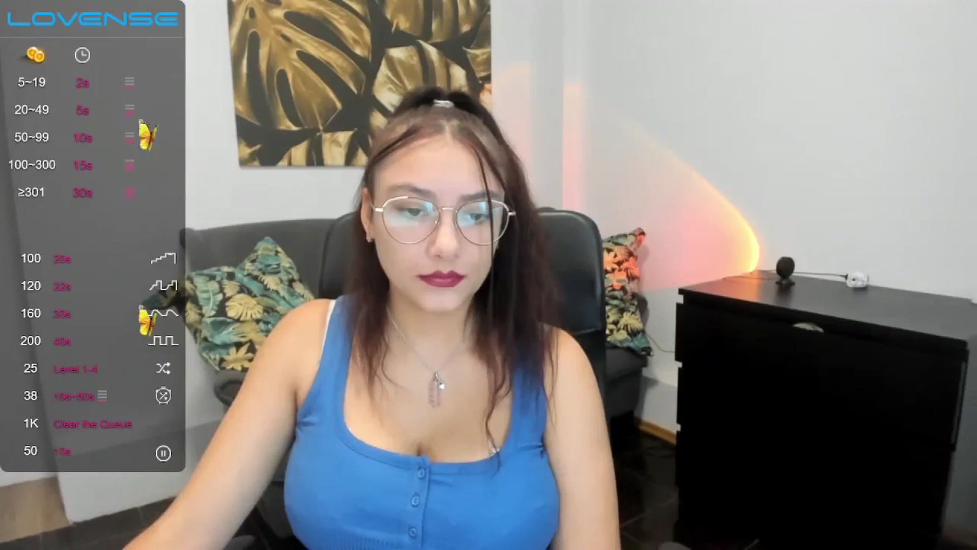 Gallery image thumbnail from SunfLowerr's myfreecams stream on, 11/16/2024, 14:27 image 18 of 20