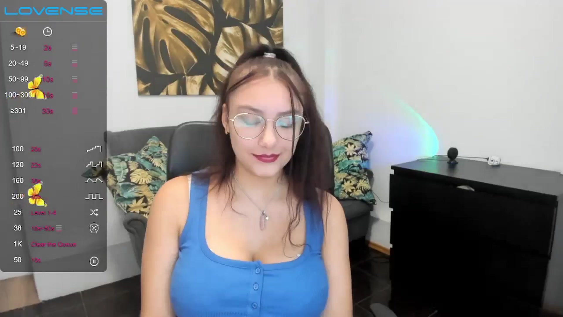 Gallery image thumbnail from SunfLowerr's myfreecams stream on, 11/16/2024, 14:27 image 17 of 20