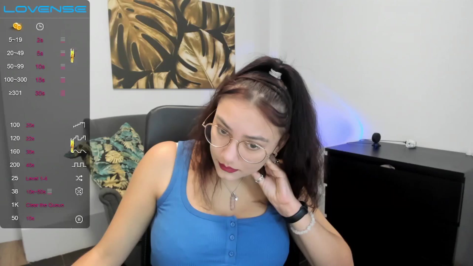 Gallery image thumbnail from SunfLowerr's myfreecams stream on, 11/16/2024, 14:27 image 2 of 20