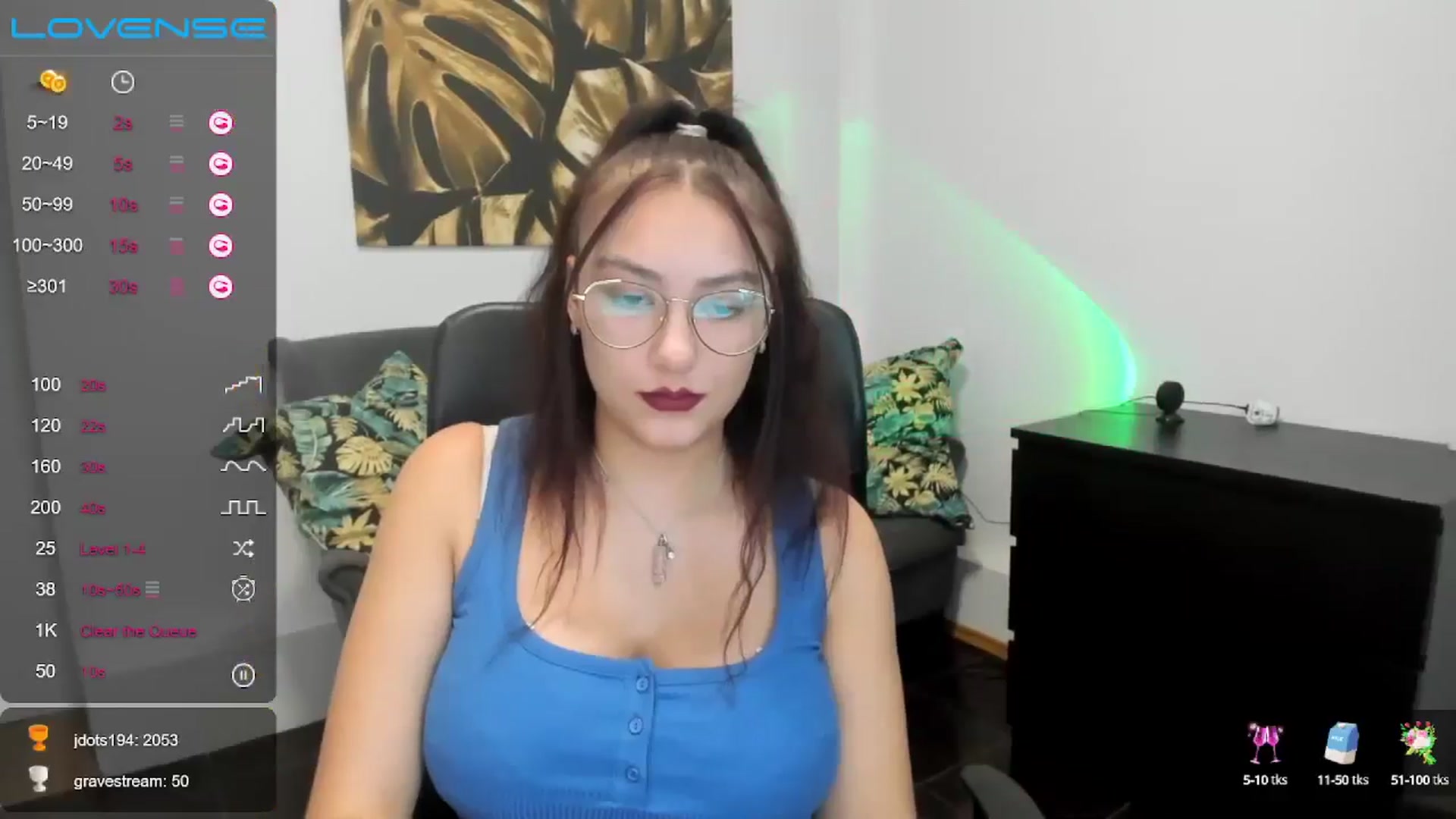 Gallery image thumbnail from SunfLowerr's myfreecams stream on, 11/16/2024, 17:38 image 9 of 20