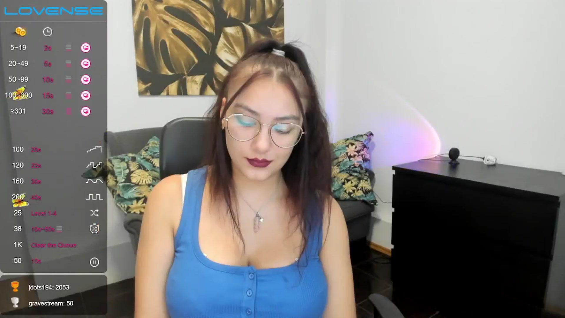 Gallery image thumbnail from SunfLowerr's myfreecams stream on, 11/16/2024, 17:38 image 11 of 20