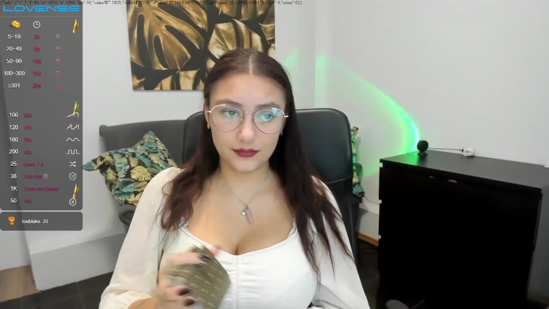 Gallery image thumbnail from SunfLowerr's myfreecams stream on, 11/17/2024, 14:32 image 18 of 20