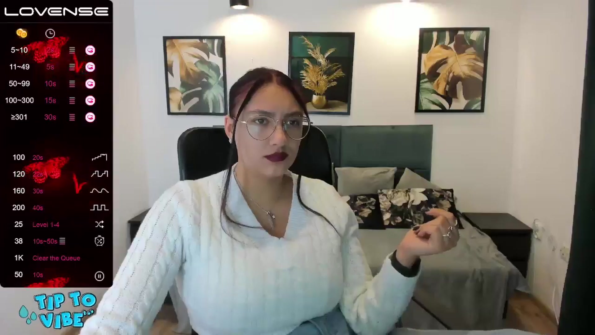 Gallery image thumbnail from SunfLowerr's myfreecams stream on, 11/18/2024, 15:02 image 20 of 20