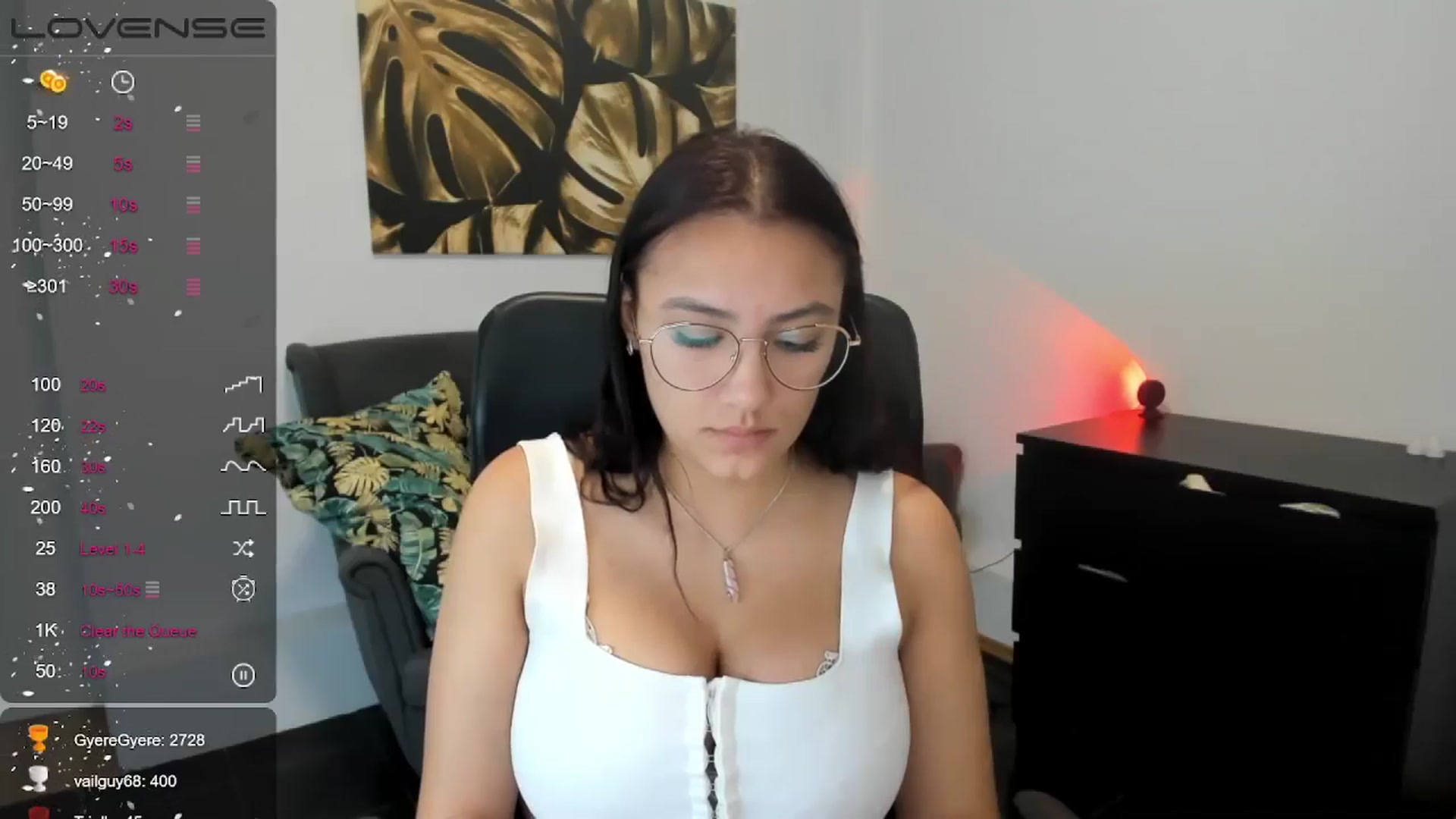 Gallery image thumbnail from SunfLowerr's myfreecams stream on, 11/27/2024, 19:56 image 11 of 20