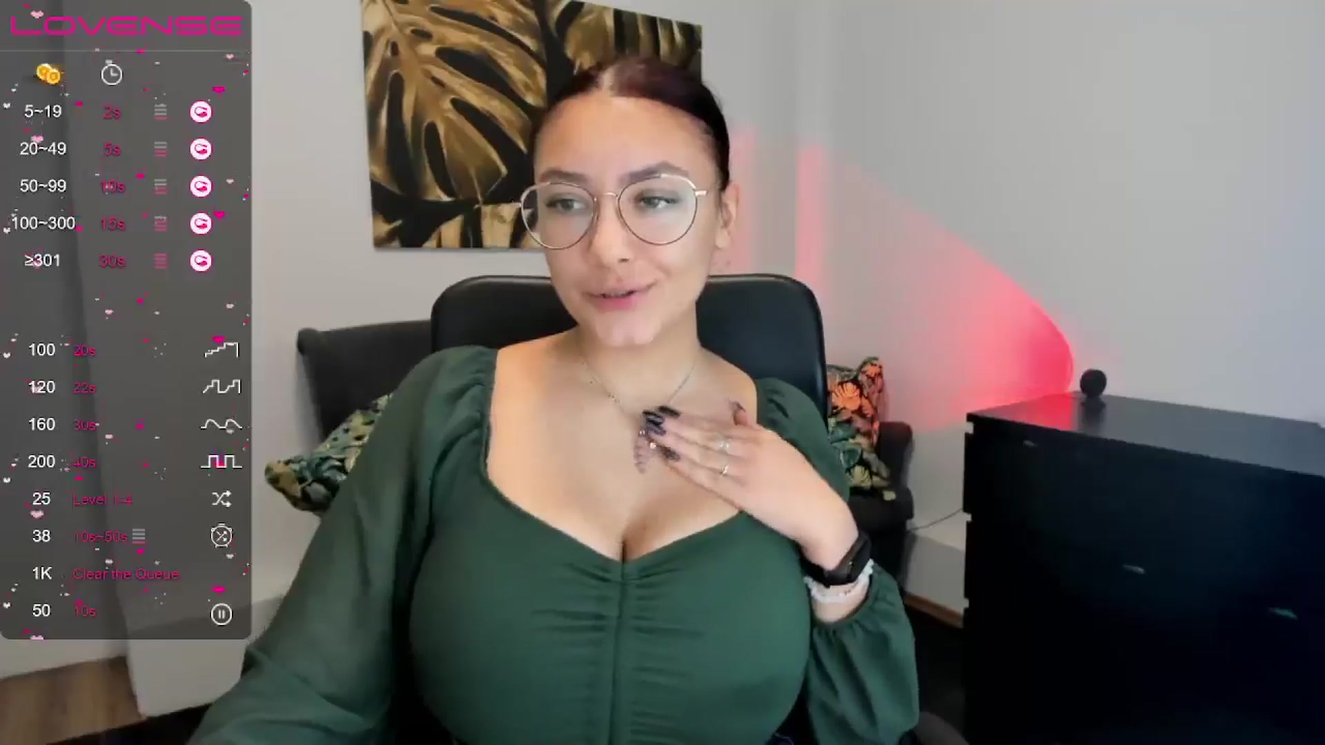 Gallery image thumbnail from SunfLowerr's myfreecams stream on, 12/01/2024, 13:50 image 20 of 20