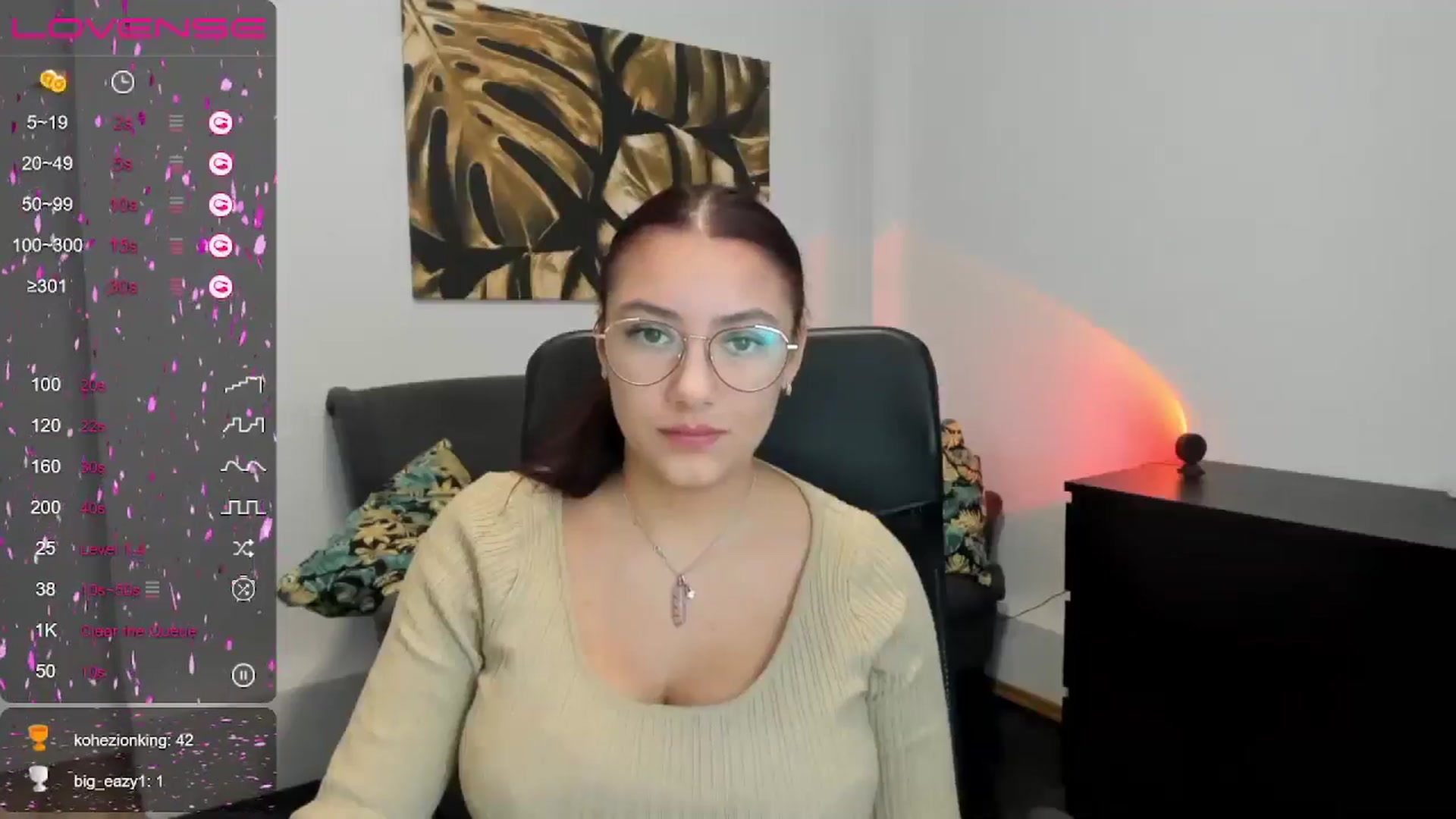 Gallery image thumbnail from SunfLowerr's myfreecams stream on, 12/02/2024, 13:55 image 10 of 20