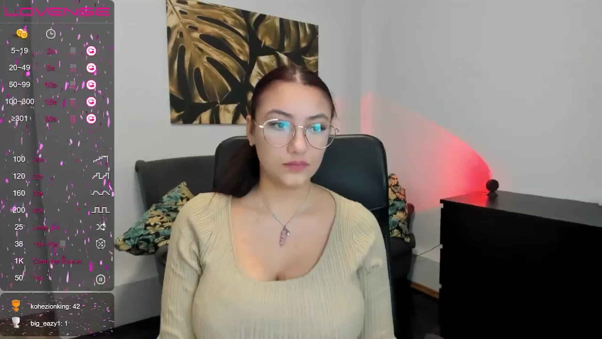 Gallery image thumbnail from SunfLowerr's myfreecams stream on, 12/02/2024, 13:55 image 6 of 20