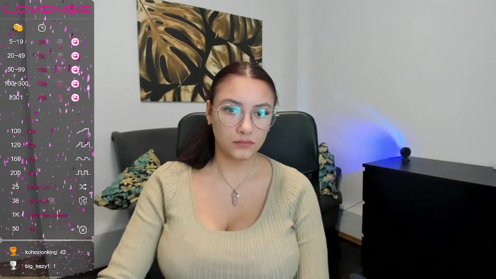 Gallery image thumbnail from SunfLowerr's myfreecams stream on, 12/02/2024, 13:55 image 18 of 20