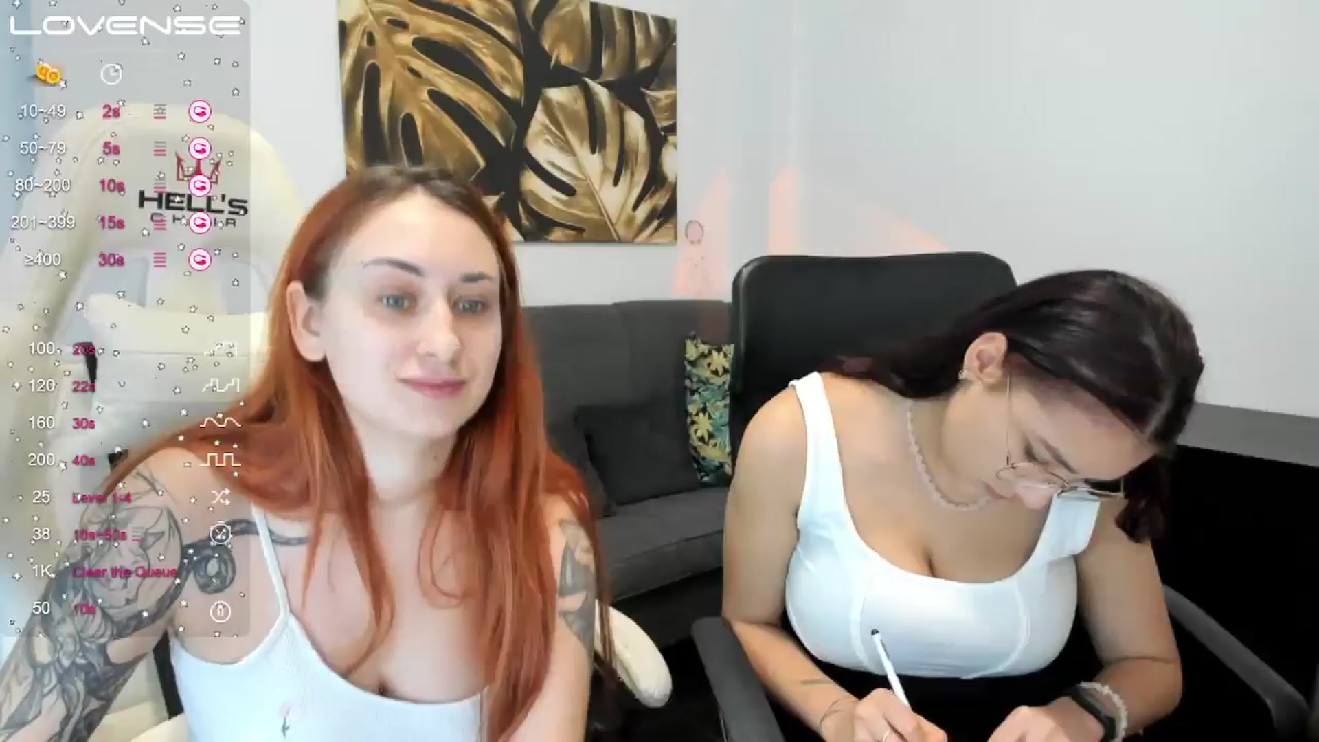 Gallery image thumbnail from SunfLowerr's myfreecams stream on, 12/19/2024, 17:05 image 14 of 20