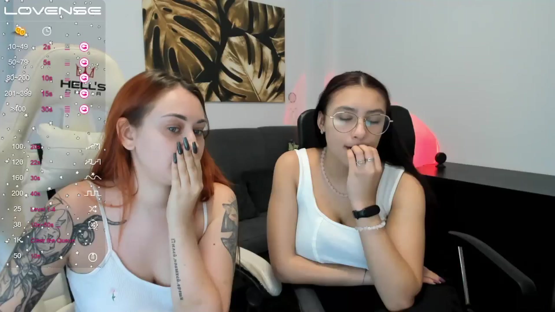 Gallery image thumbnail from SunfLowerr's myfreecams stream on, 12/19/2024, 17:05 image 15 of 20