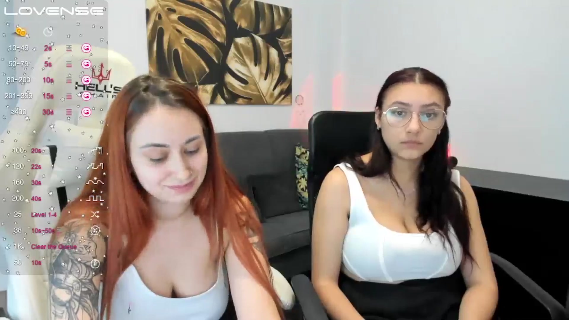 Gallery image thumbnail from SunfLowerr's myfreecams stream on, 12/19/2024, 17:05 image 12 of 20