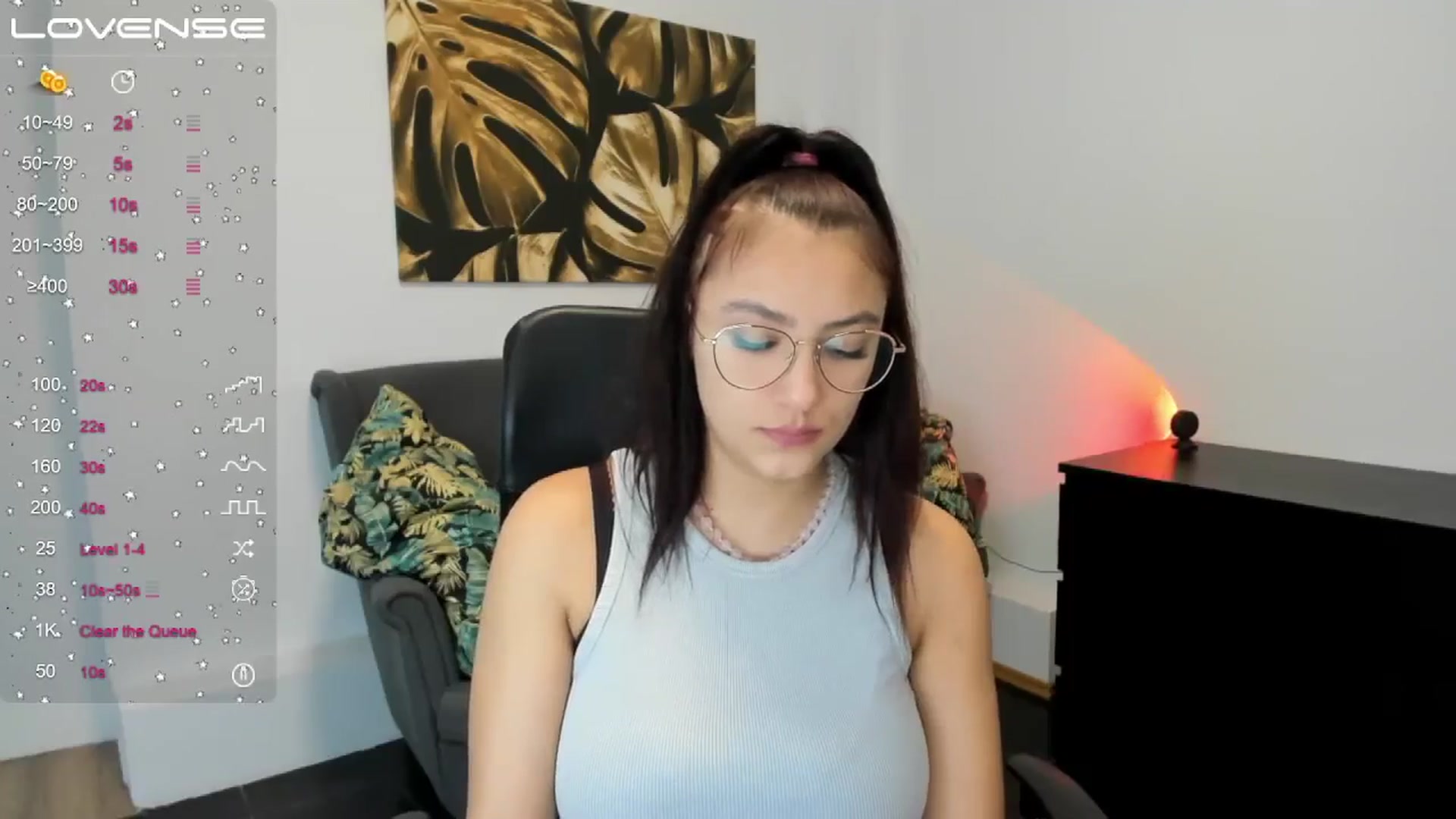 Gallery image thumbnail from SunfLowerr's myfreecams stream on, 12/20/2024, 14:52 image 4 of 20