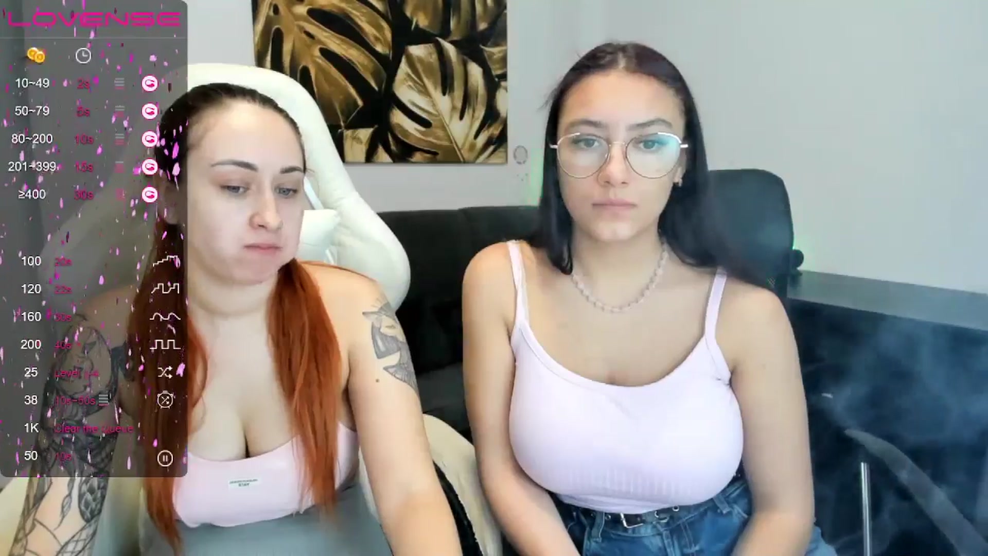 Gallery image thumbnail from SunfLowerr's myfreecams stream on, 12/22/2024, 13:57 image 3 of 20
