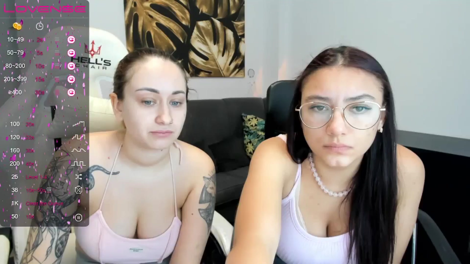Gallery image thumbnail from SunfLowerr's myfreecams stream on, 12/22/2024, 13:57 image 18 of 20