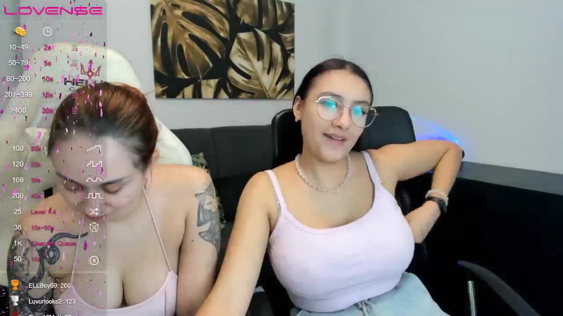 Gallery image thumbnail from SunfLowerr's myfreecams stream on, 12/23/2024, 16:26 image 8 of 20