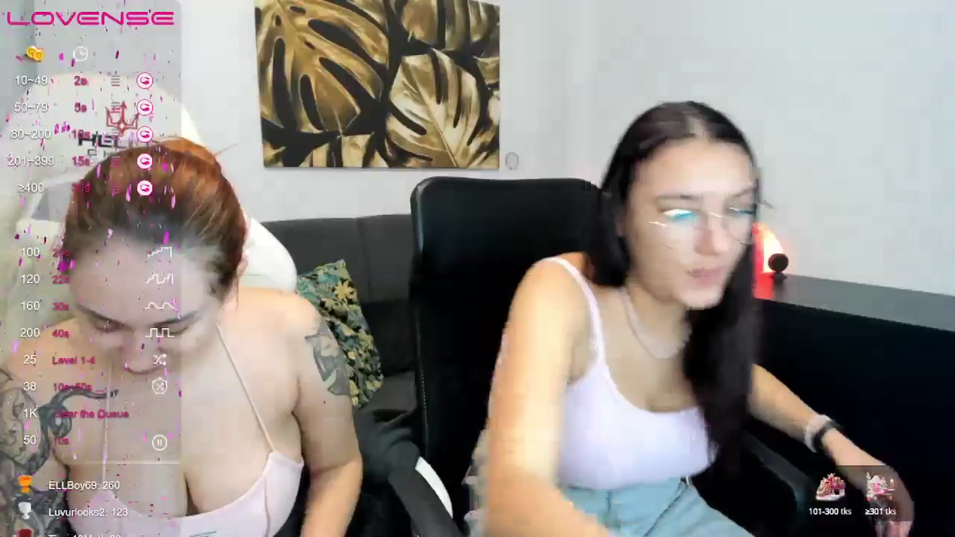 Gallery image thumbnail from SunfLowerr's myfreecams stream on, 12/23/2024, 16:26 image 12 of 20