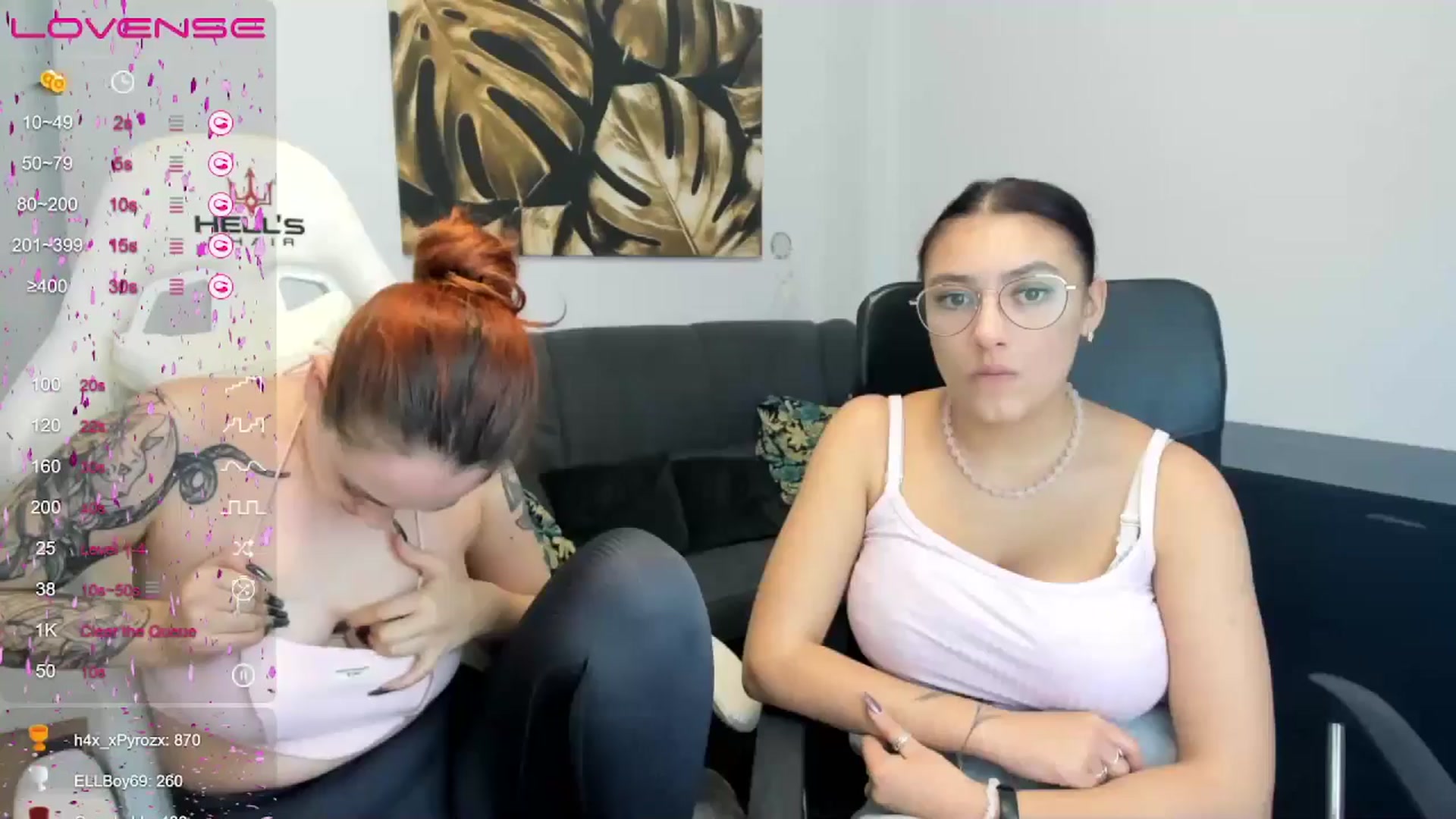 Gallery image thumbnail from SunfLowerr's myfreecams stream on, 12/23/2024, 20:05 image 17 of 20