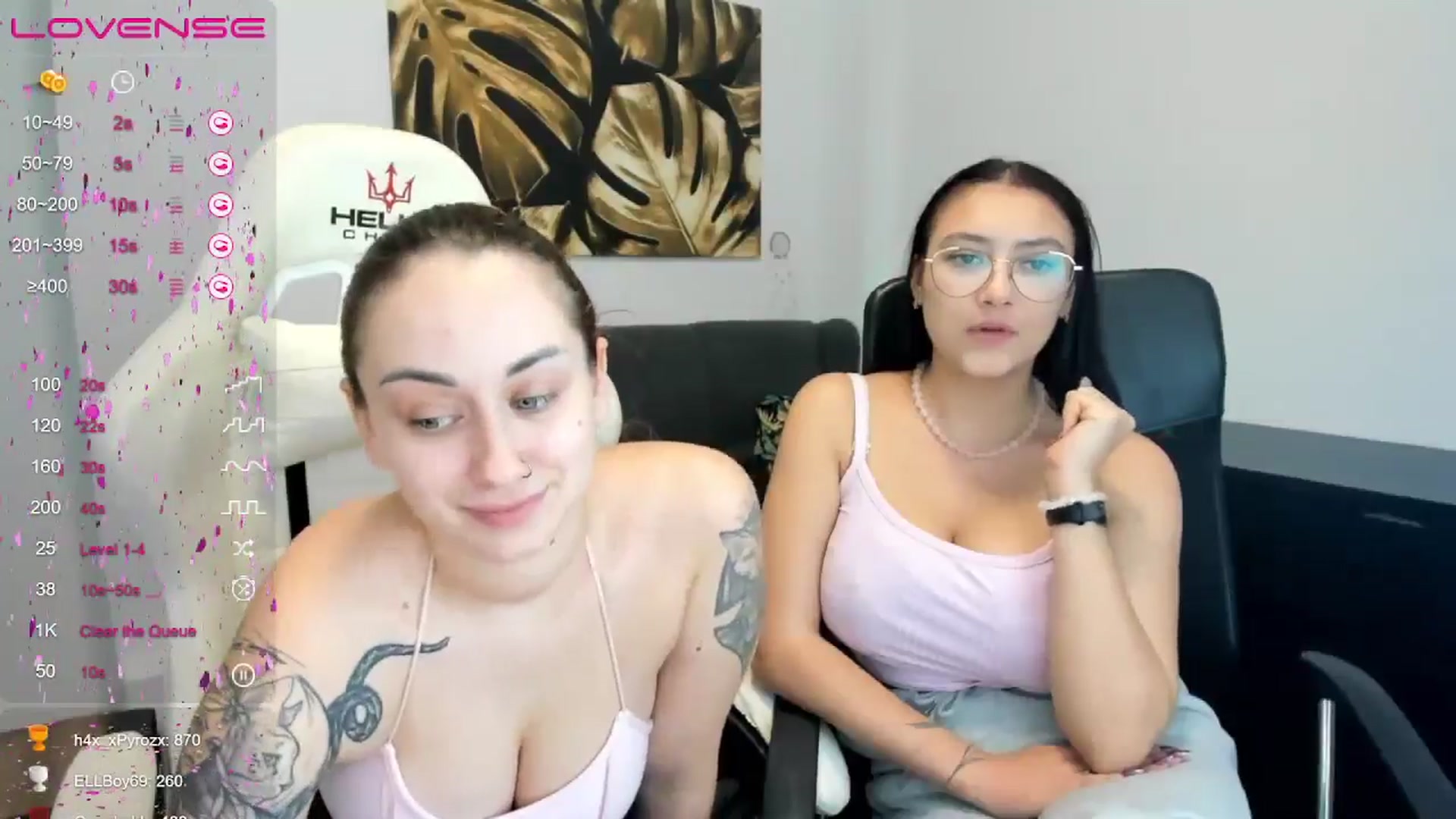 Gallery image thumbnail from SunfLowerr's myfreecams stream on, 12/23/2024, 20:05 image 8 of 20