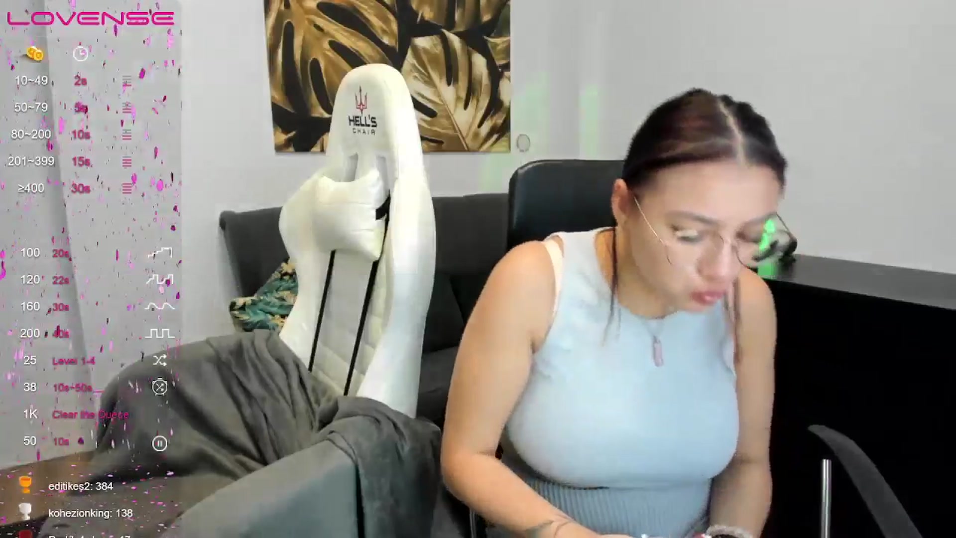 Gallery image thumbnail from SunfLowerr's myfreecams stream on, 12/27/2024, 17:33 image 3 of 20