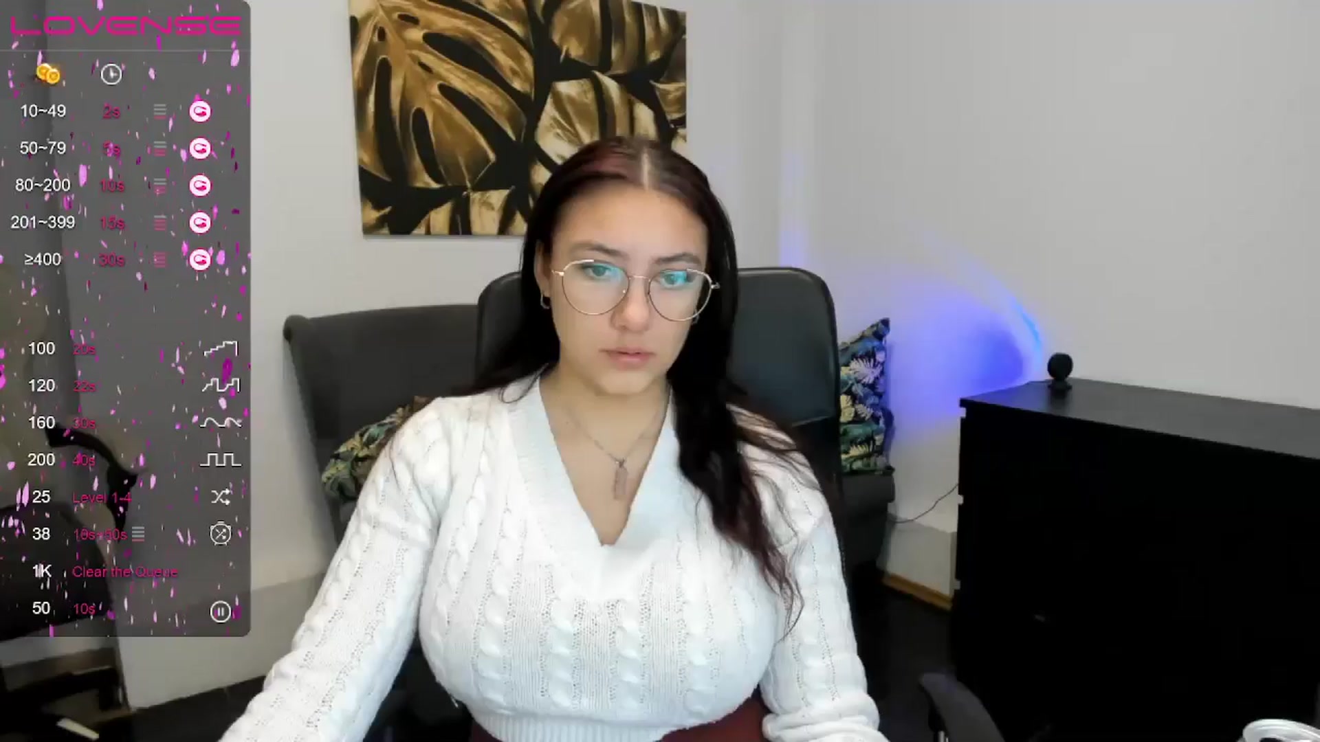 Gallery image thumbnail from SunfLowerr's myfreecams stream on, 12/30/2024, 14:01 image 2 of 20