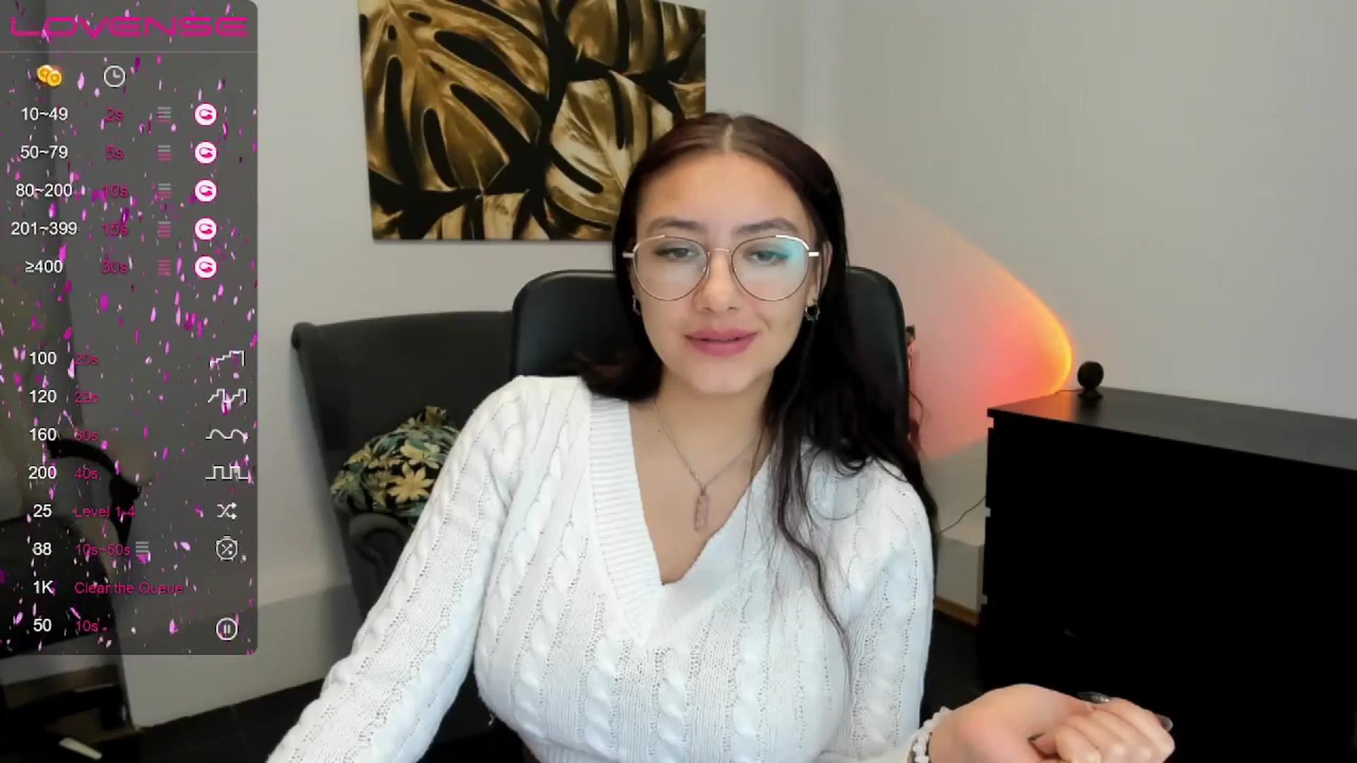 Gallery image thumbnail from SunfLowerr's myfreecams stream on, 12/30/2024, 14:01 image 20 of 20