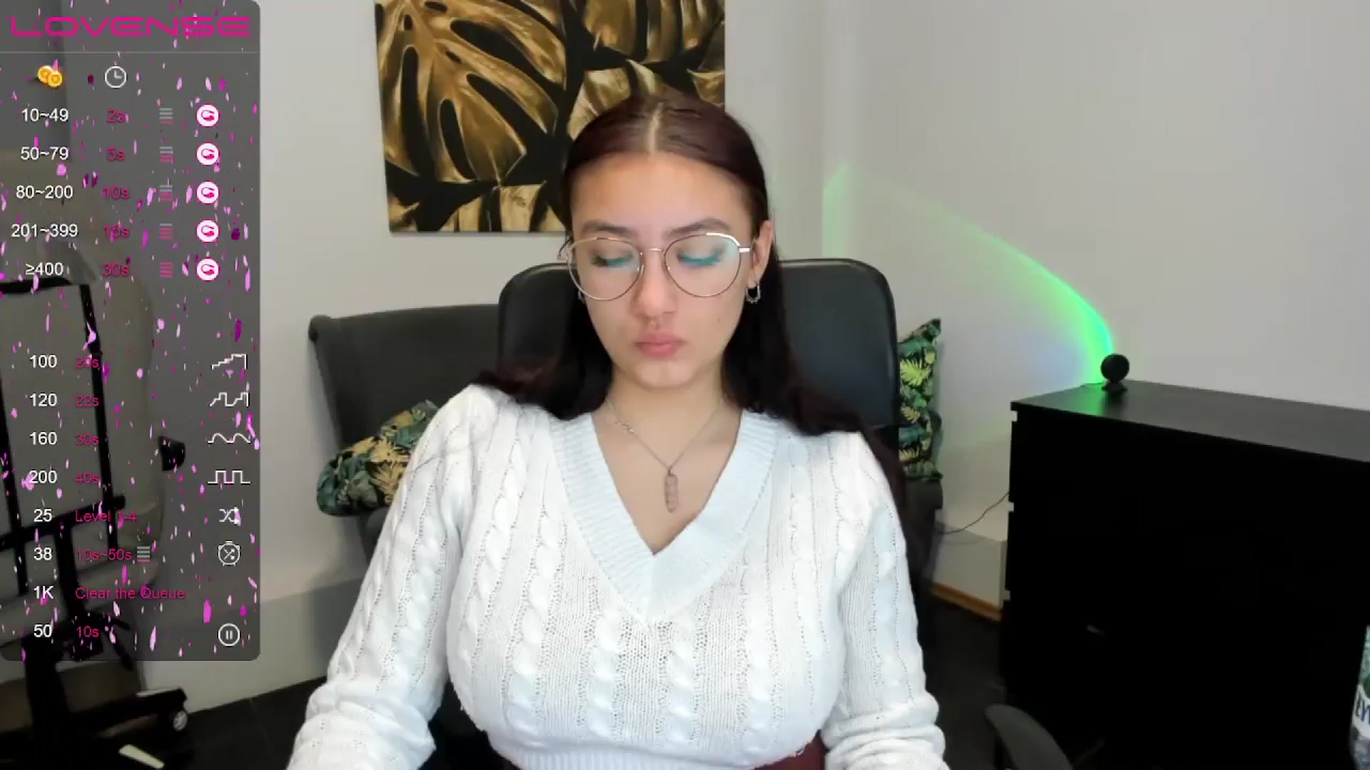Gallery image thumbnail from SunfLowerr's myfreecams stream on, 12/30/2024, 16:50 image 1 of 20