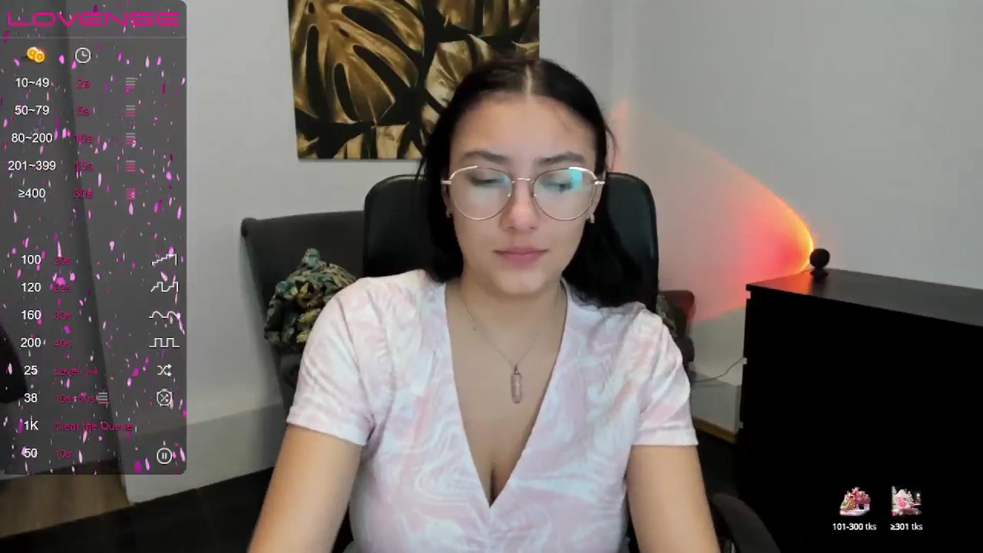 Gallery image thumbnail from SunfLowerr's myfreecams stream on, 01/12/2025, 16:02 image 10 of 20