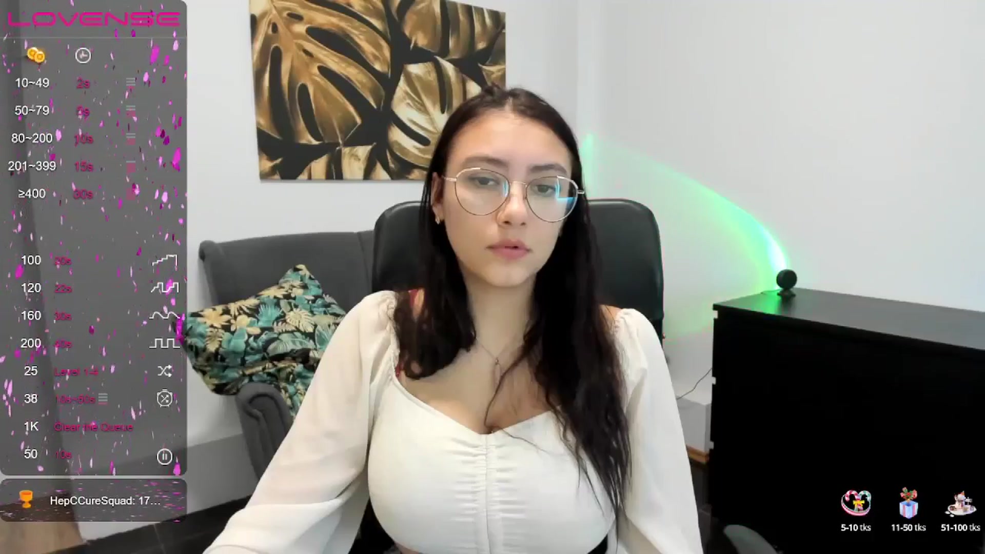 Gallery image thumbnail from SunfLowerr's myfreecams stream on, 01/13/2025, 16:53 image 8 of 20