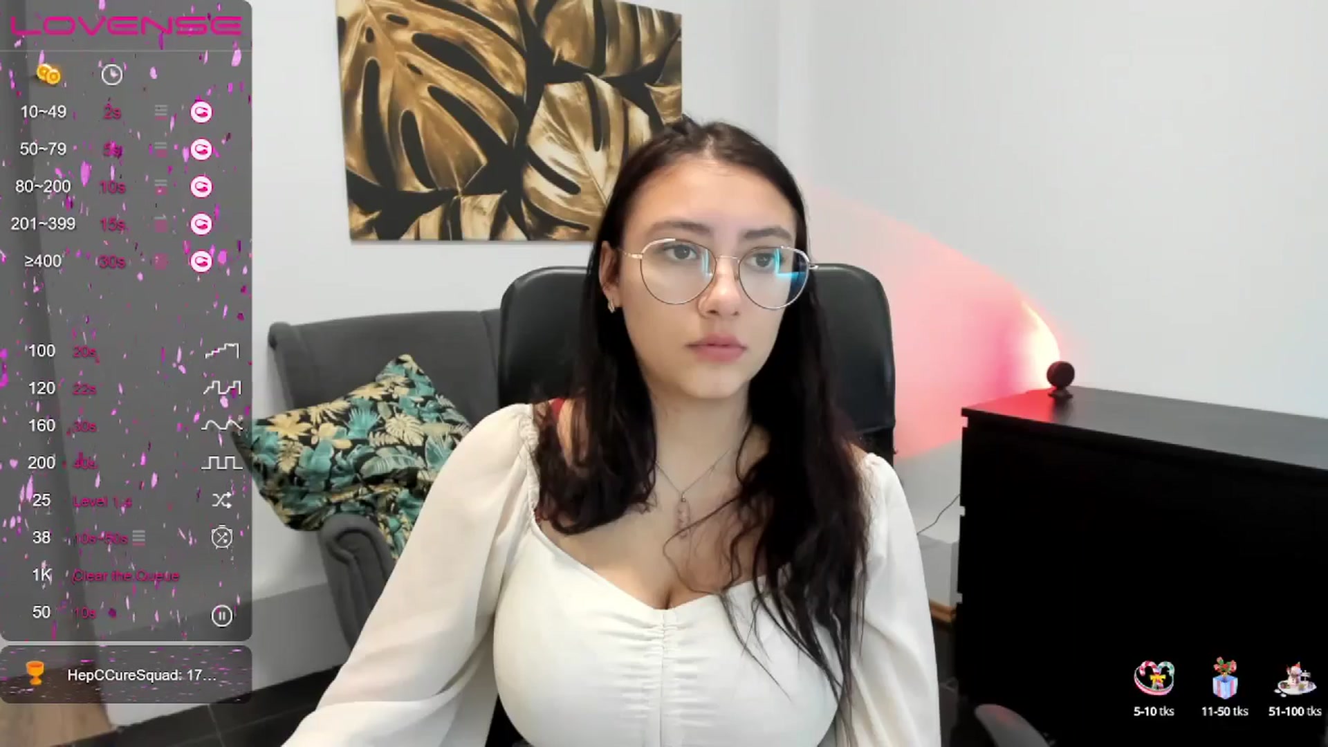 Gallery image thumbnail from SunfLowerr's myfreecams stream on, 01/13/2025, 16:53 image 10 of 20