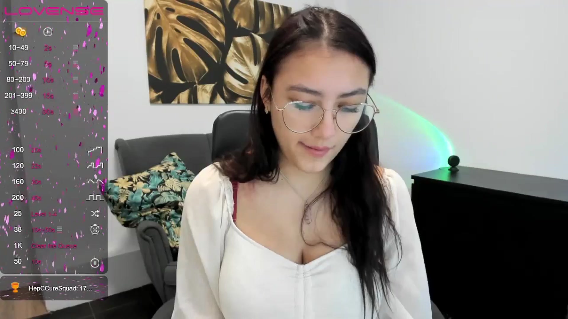 Gallery image thumbnail from SunfLowerr's myfreecams stream on, 01/13/2025, 16:53 image 5 of 20