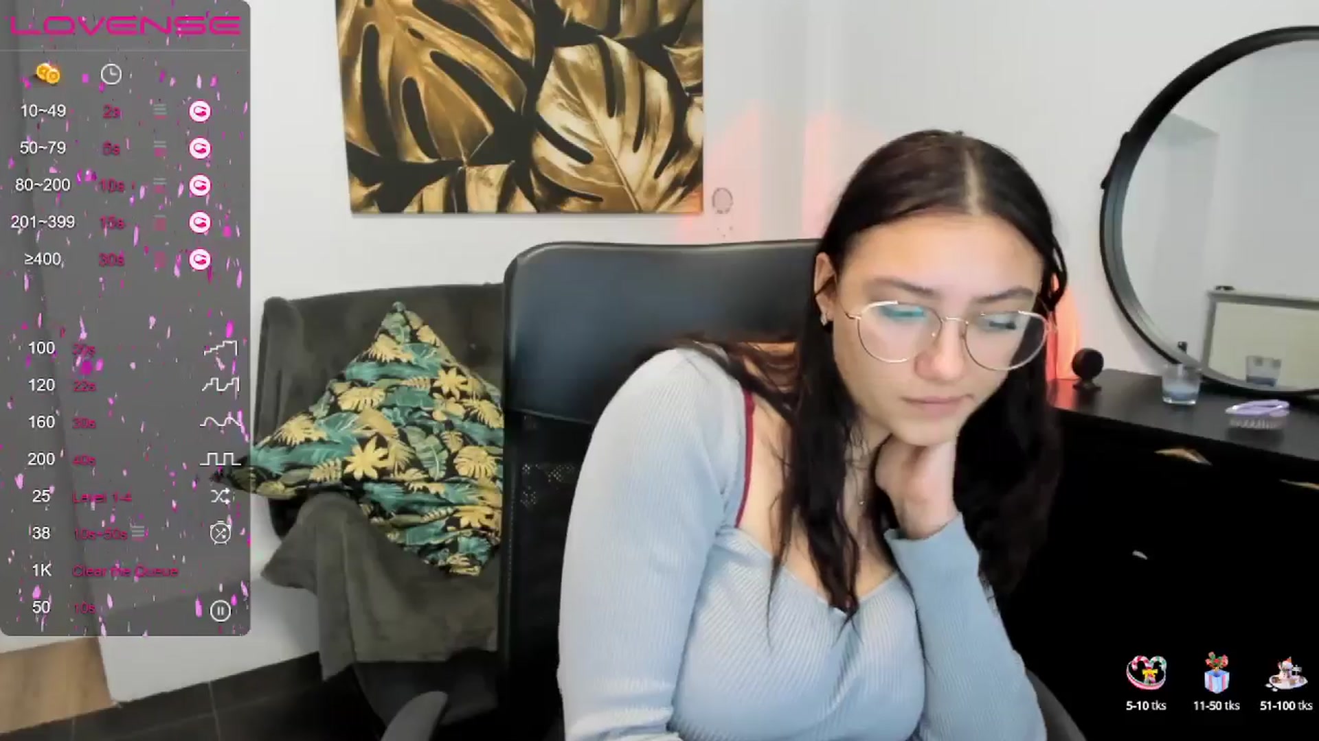 Gallery image thumbnail from SunfLowerr's myfreecams stream on, 01/20/2025, 15:53 image 13 of 20