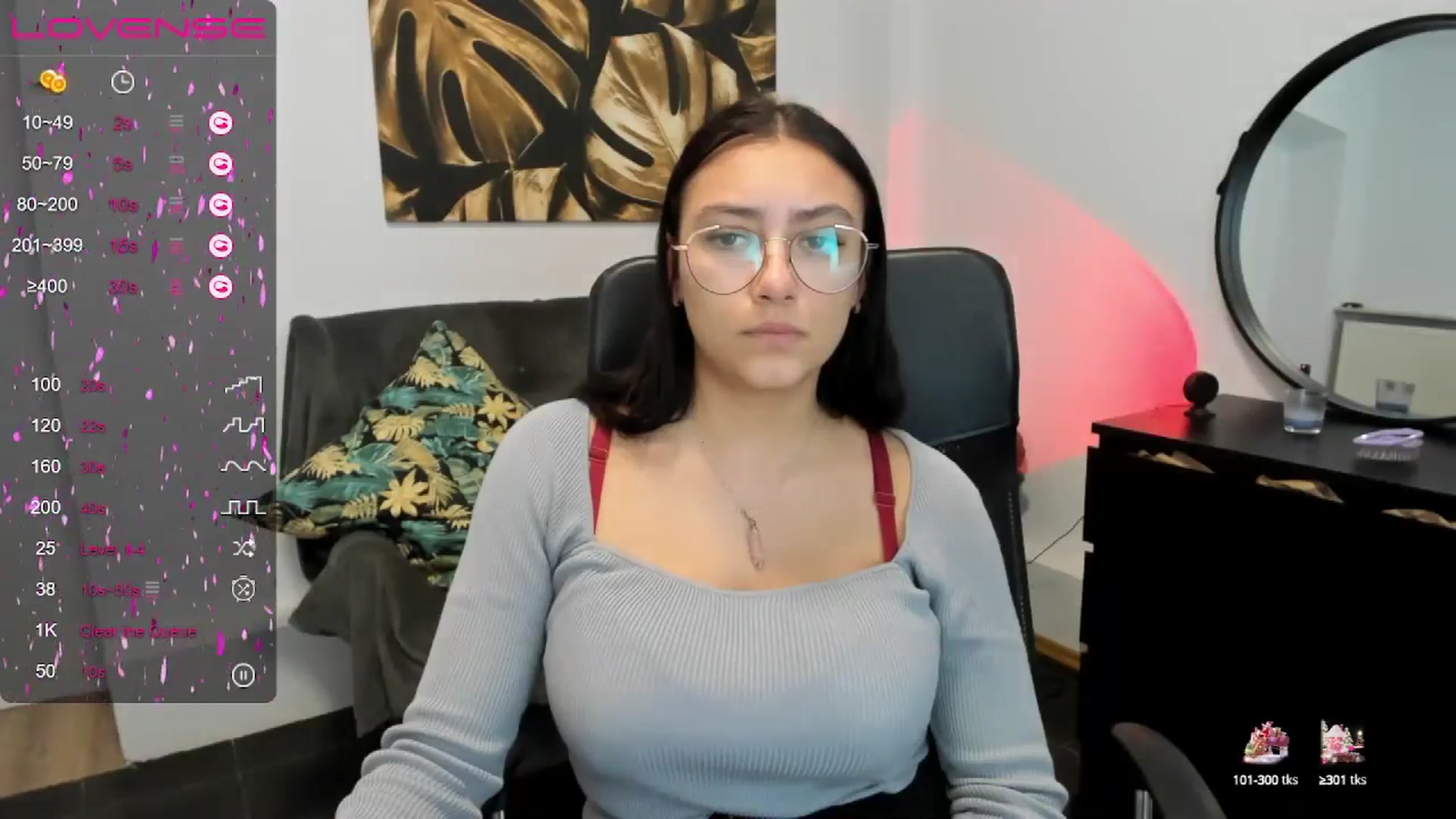 Gallery image thumbnail from SunfLowerr's myfreecams stream on, 01/20/2025, 18:56 image 18 of 20
