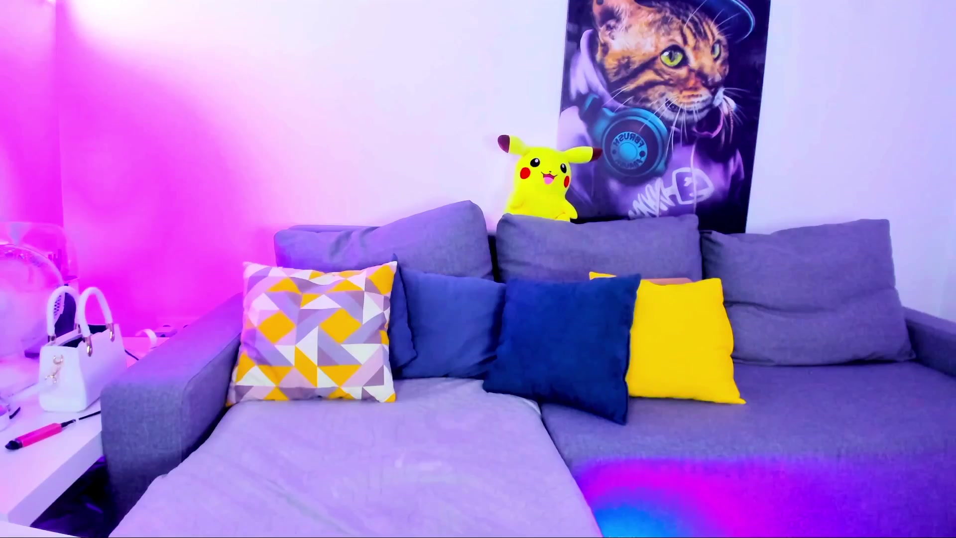Gallery image thumbnail from Sunny222's myfreecams stream on, 07/14/2025, 05:45 image 15 of 20