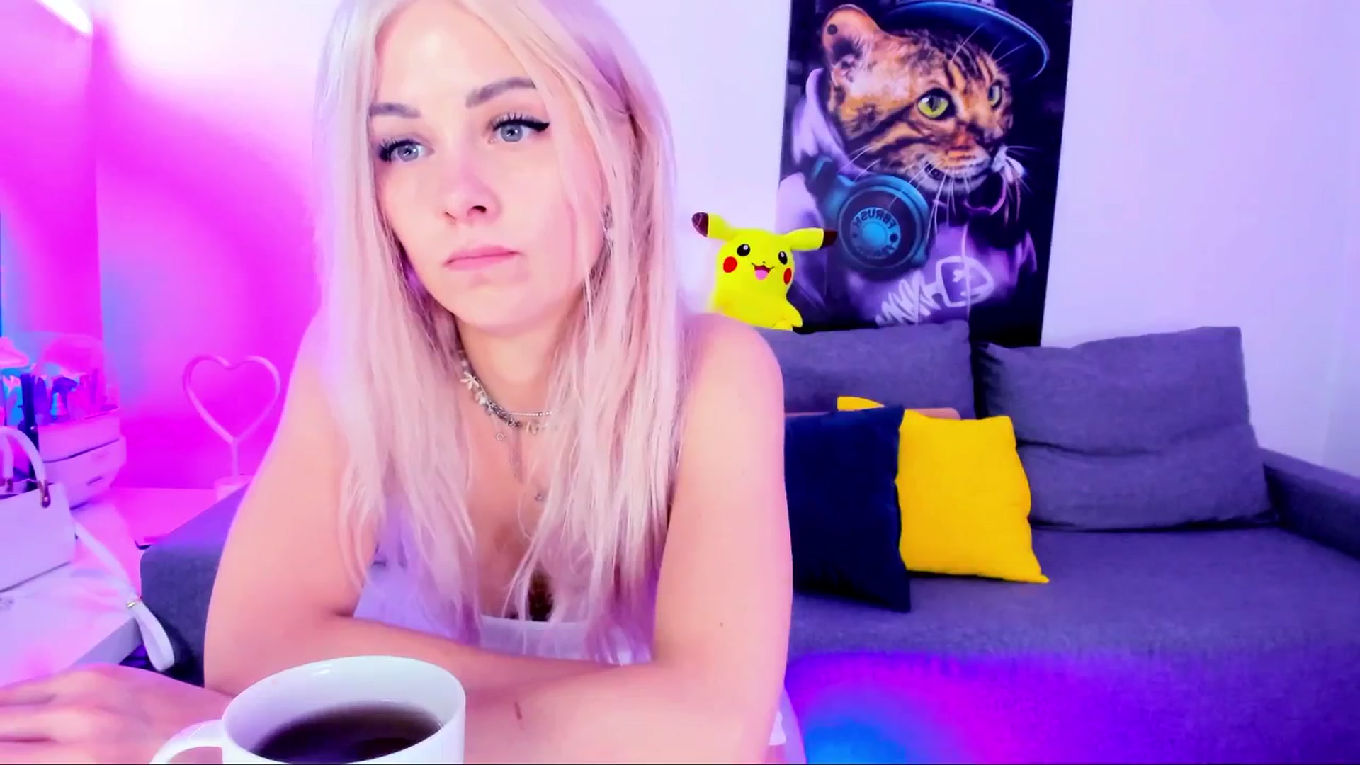 Gallery image thumbnail from Sunny222's myfreecams stream on, 07/16/2025, 06:28 image 12 of 20