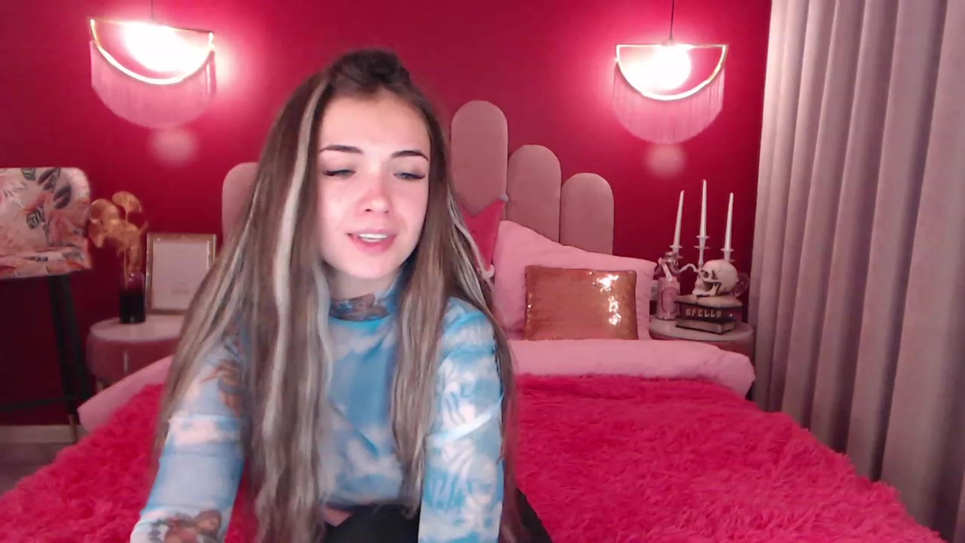 Gallery image thumbnail from SunnyAmelia's myfreecams stream on, 11/14/2022, 14:32 image 16 of 20