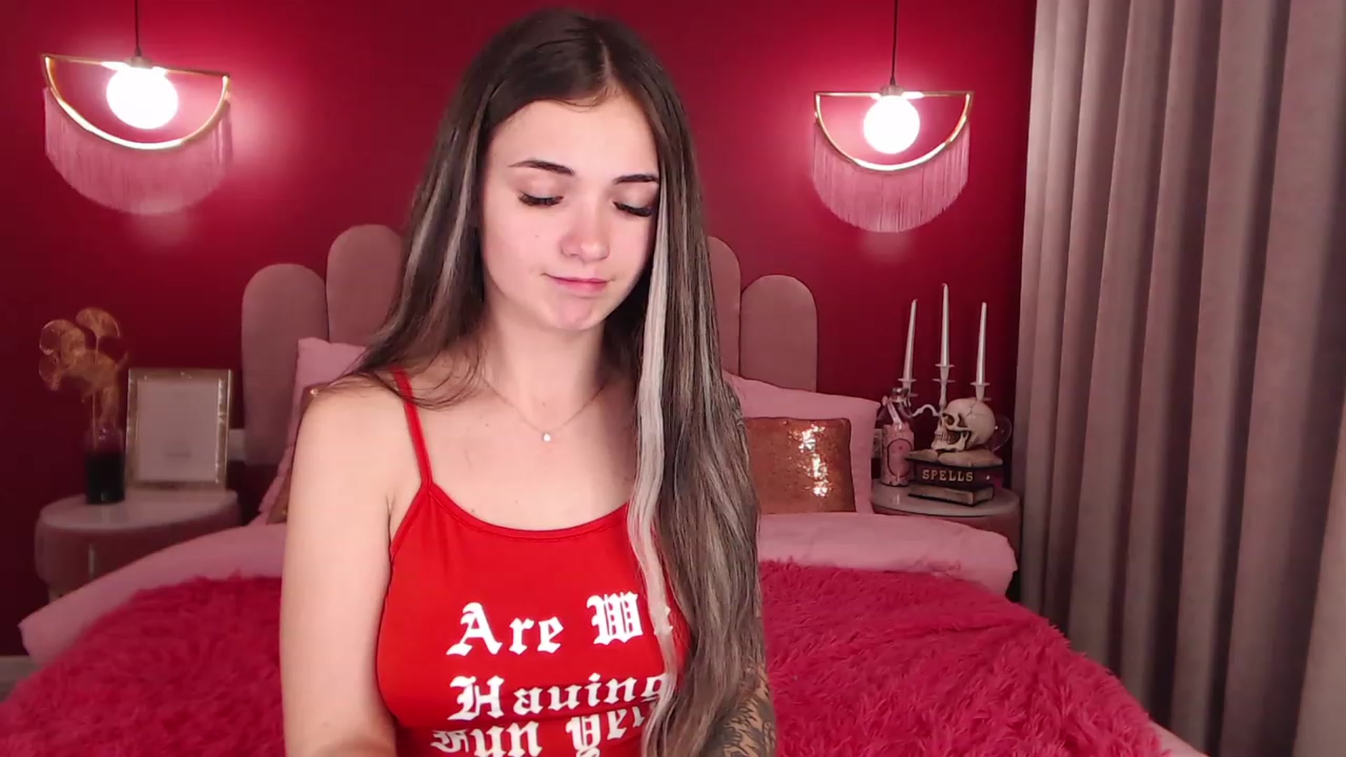 Gallery image thumbnail from SunnyAmelia's myfreecams stream on, 11/15/2022, 18:52 image 4 of 20