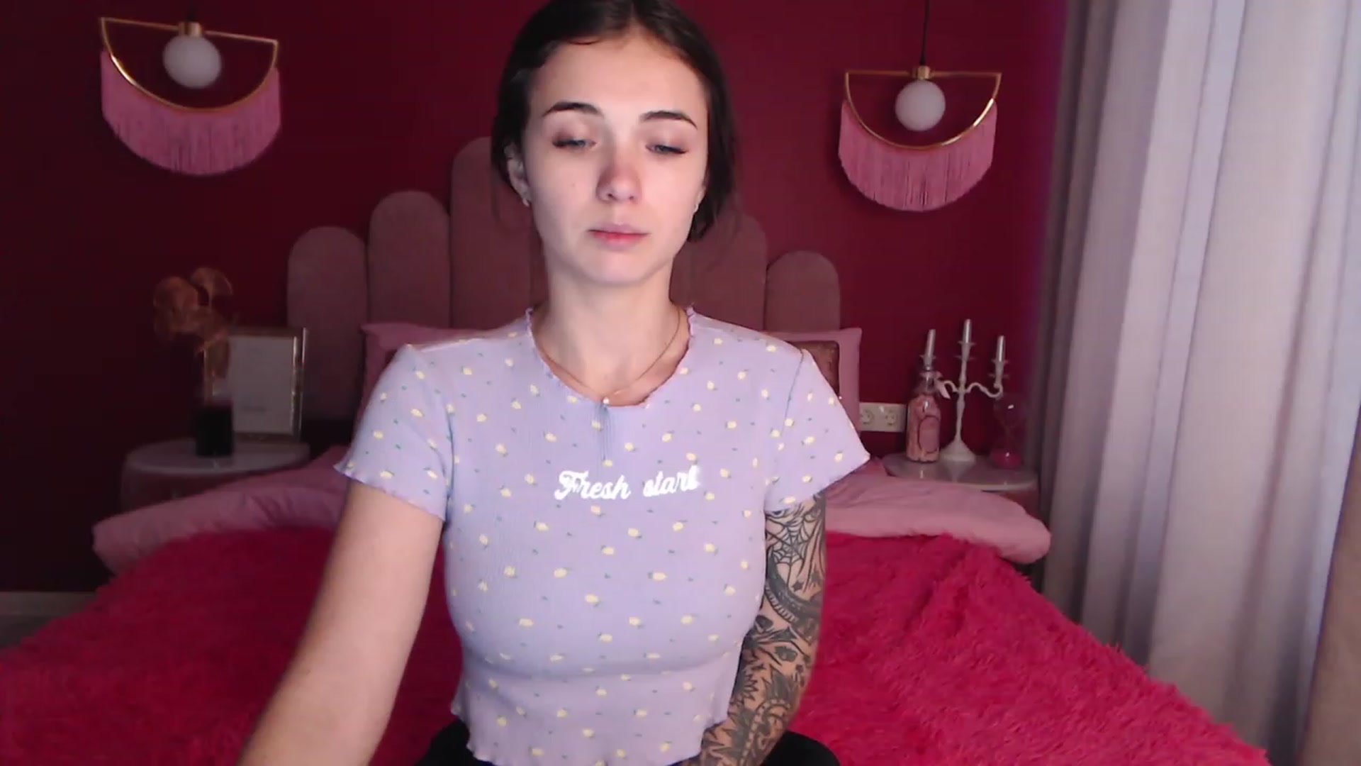 Gallery image thumbnail from SunnyAmelia's myfreecams stream on, 11/22/2022, 09:27 image 7 of 20