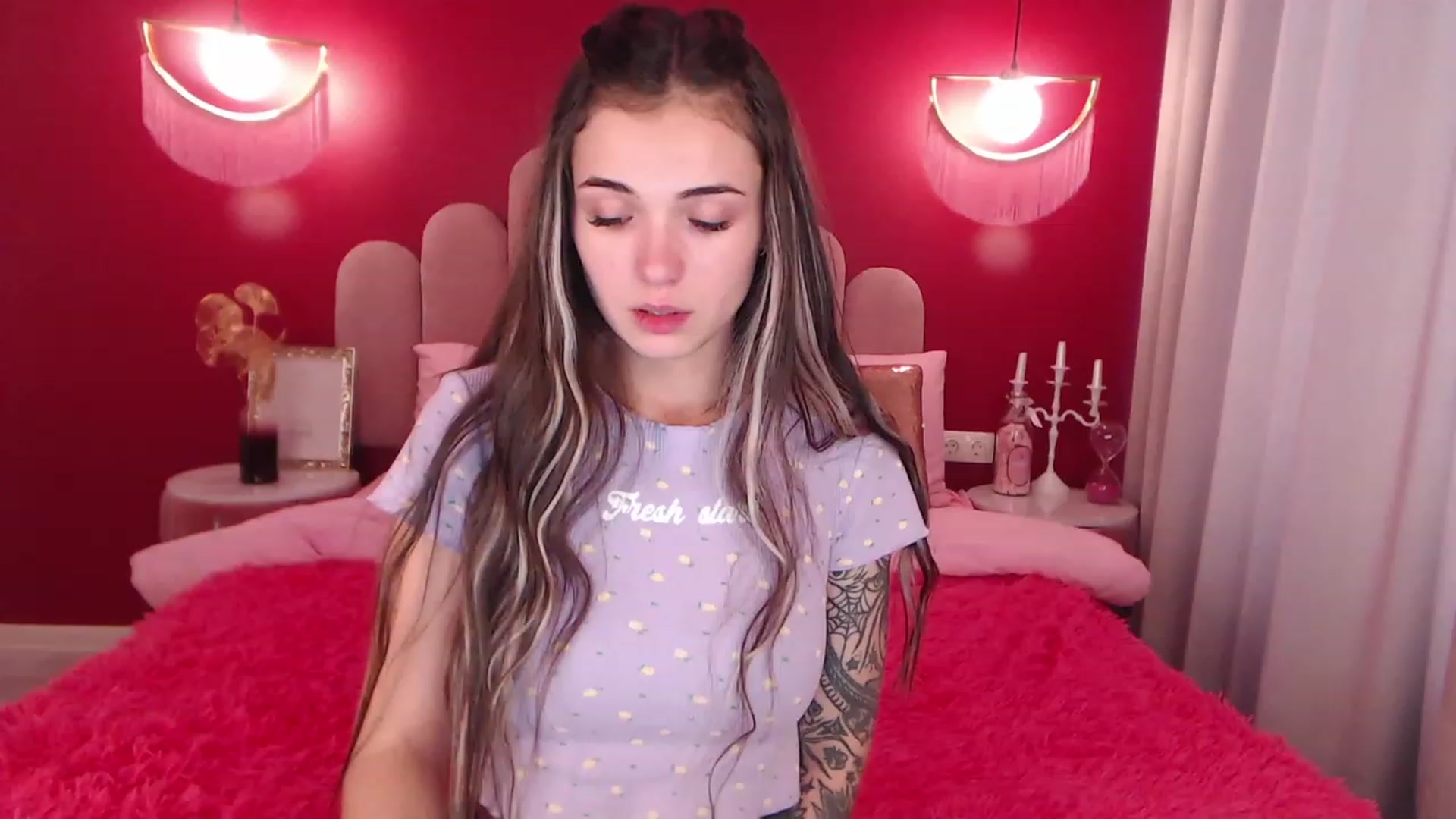 Gallery image thumbnail from SunnyAmelia's myfreecams stream on, 11/22/2022, 11:18 image 1 of 20