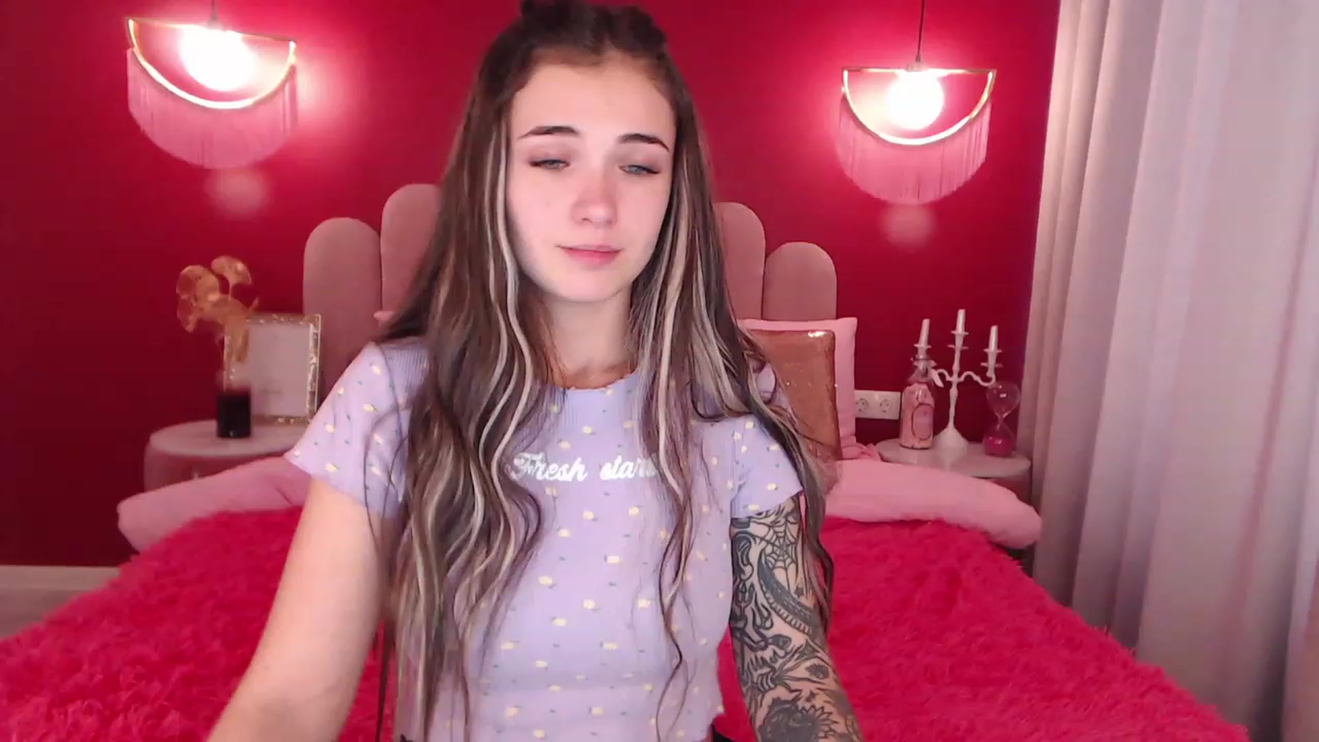Gallery image thumbnail from SunnyAmelia's myfreecams stream on, 11/22/2022, 11:18 image 2 of 20