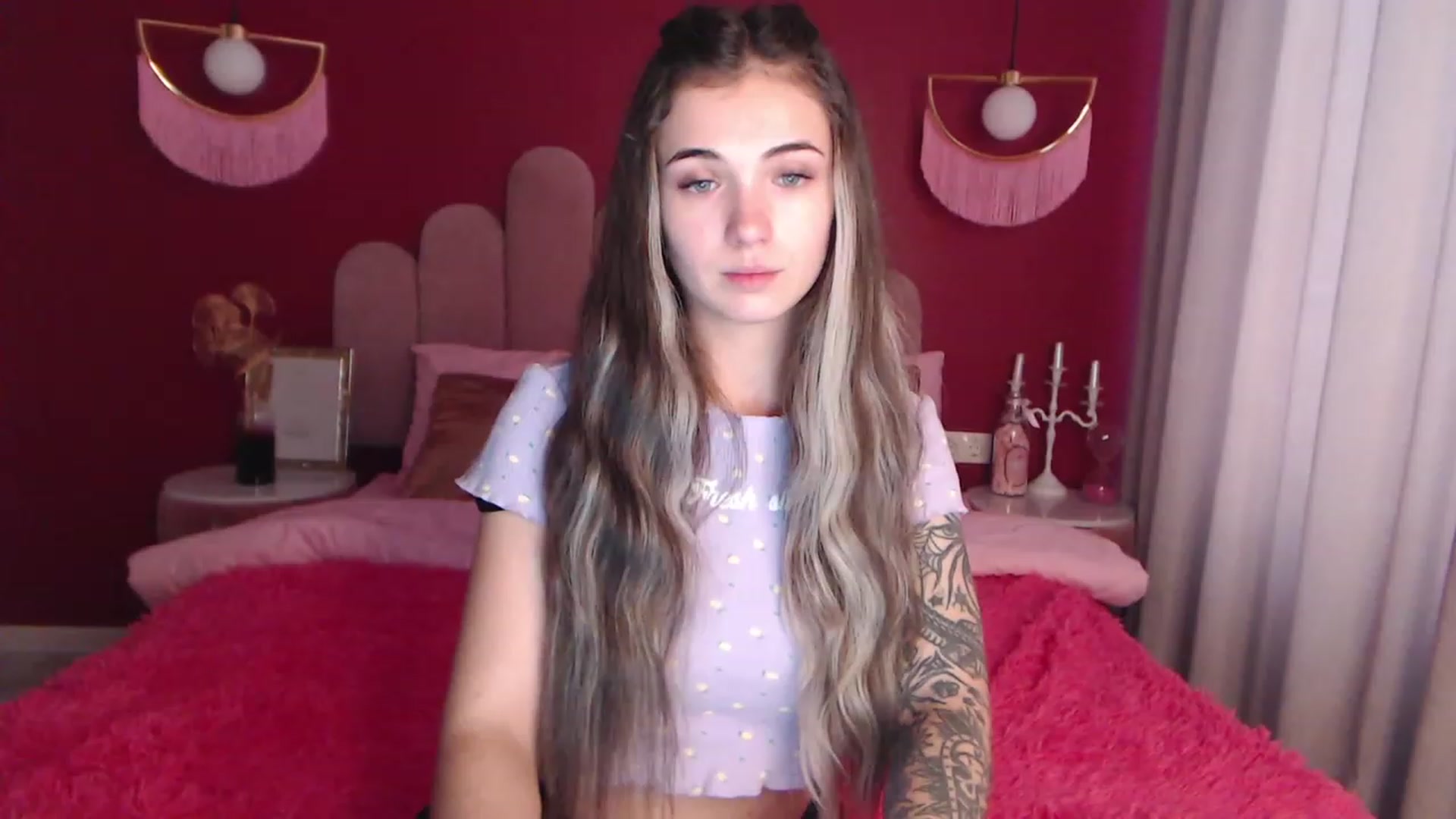 Gallery image thumbnail from SunnyAmelia's myfreecams stream on, 11/22/2022, 11:29 image 6 of 20