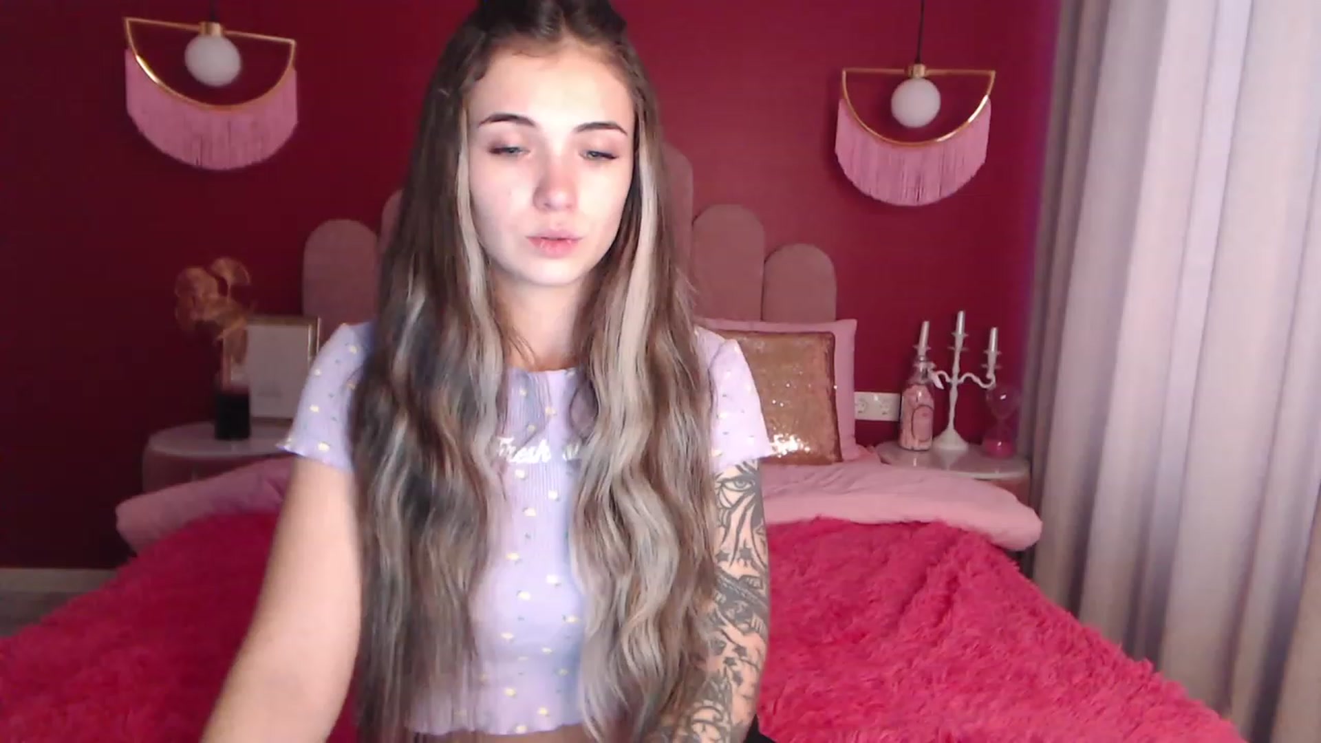 Gallery image thumbnail from SunnyAmelia's myfreecams stream on, 11/22/2022, 11:29 image 11 of 20