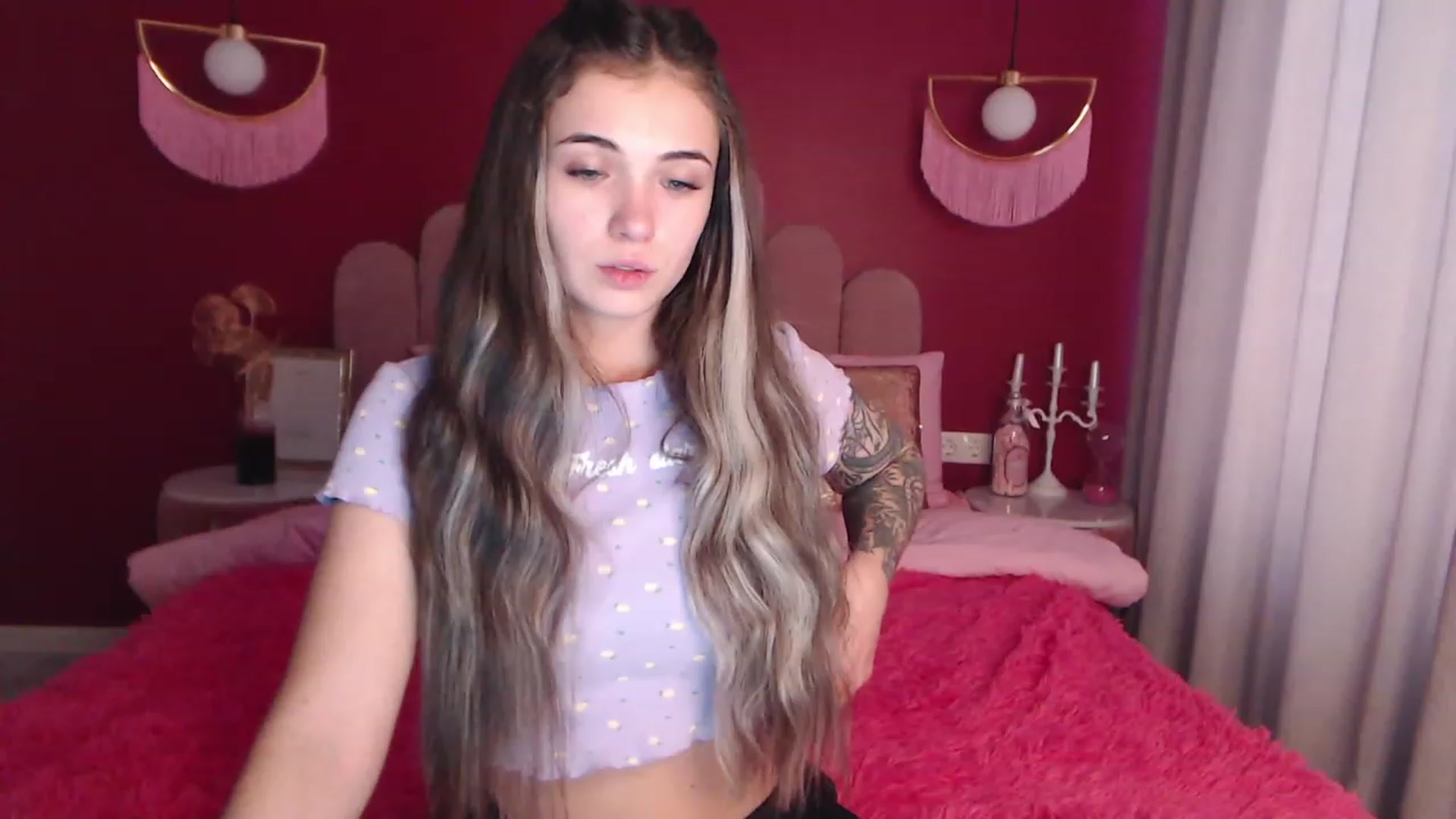 Gallery image thumbnail from SunnyAmelia's myfreecams stream on, 11/22/2022, 11:29 image 4 of 20