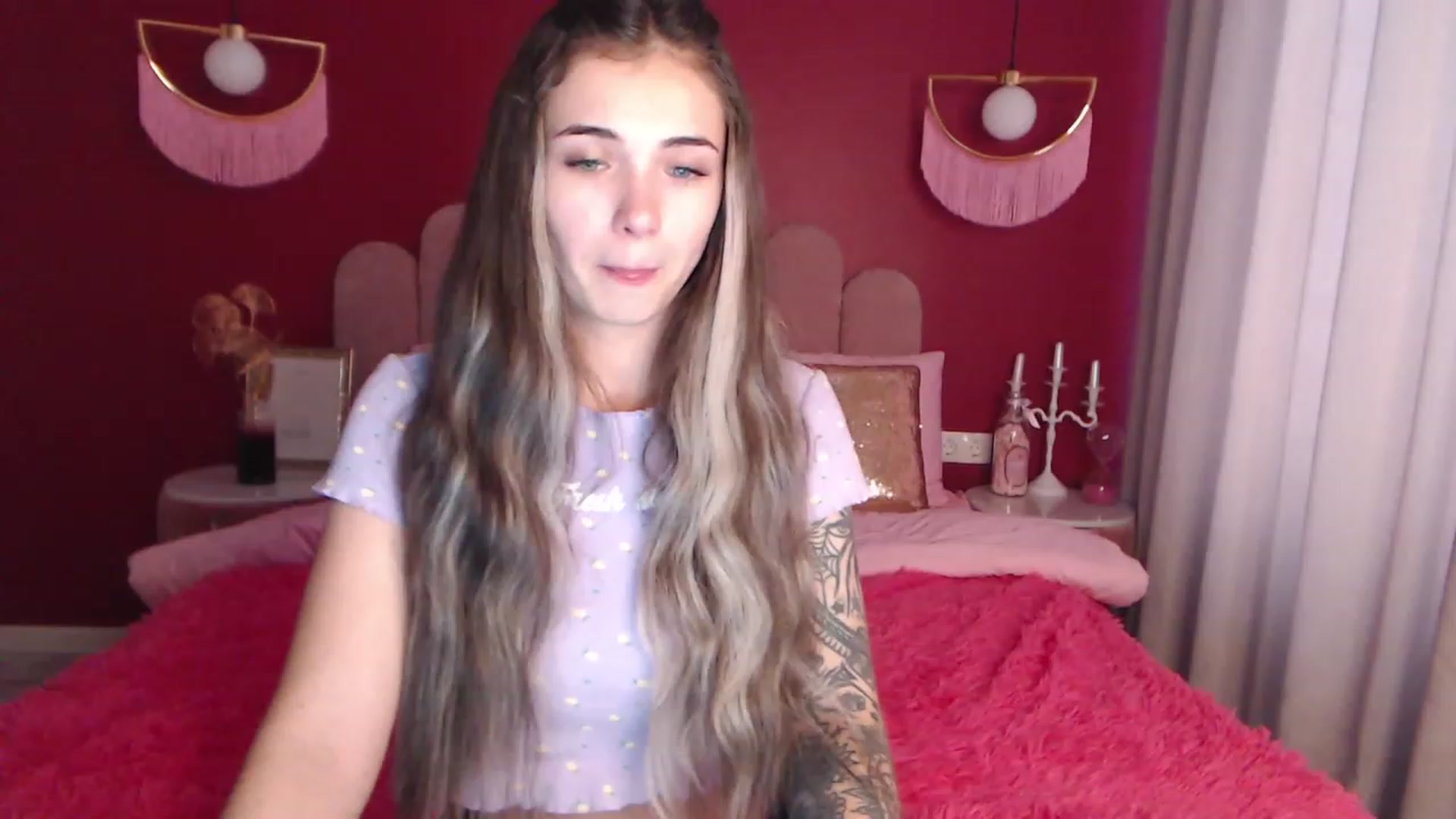Gallery image thumbnail from SunnyAmelia's myfreecams stream on, 11/22/2022, 11:29 image 12 of 20