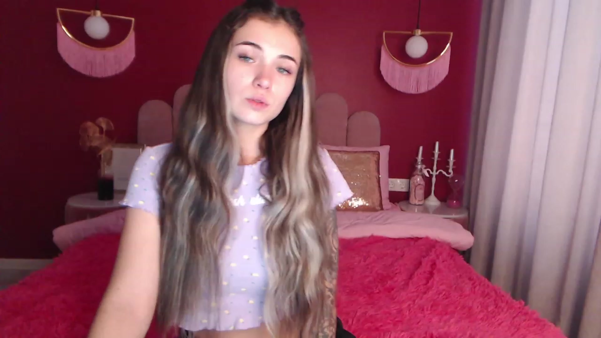 Gallery image thumbnail from SunnyAmelia's myfreecams stream on, 11/22/2022, 11:29 image 8 of 20