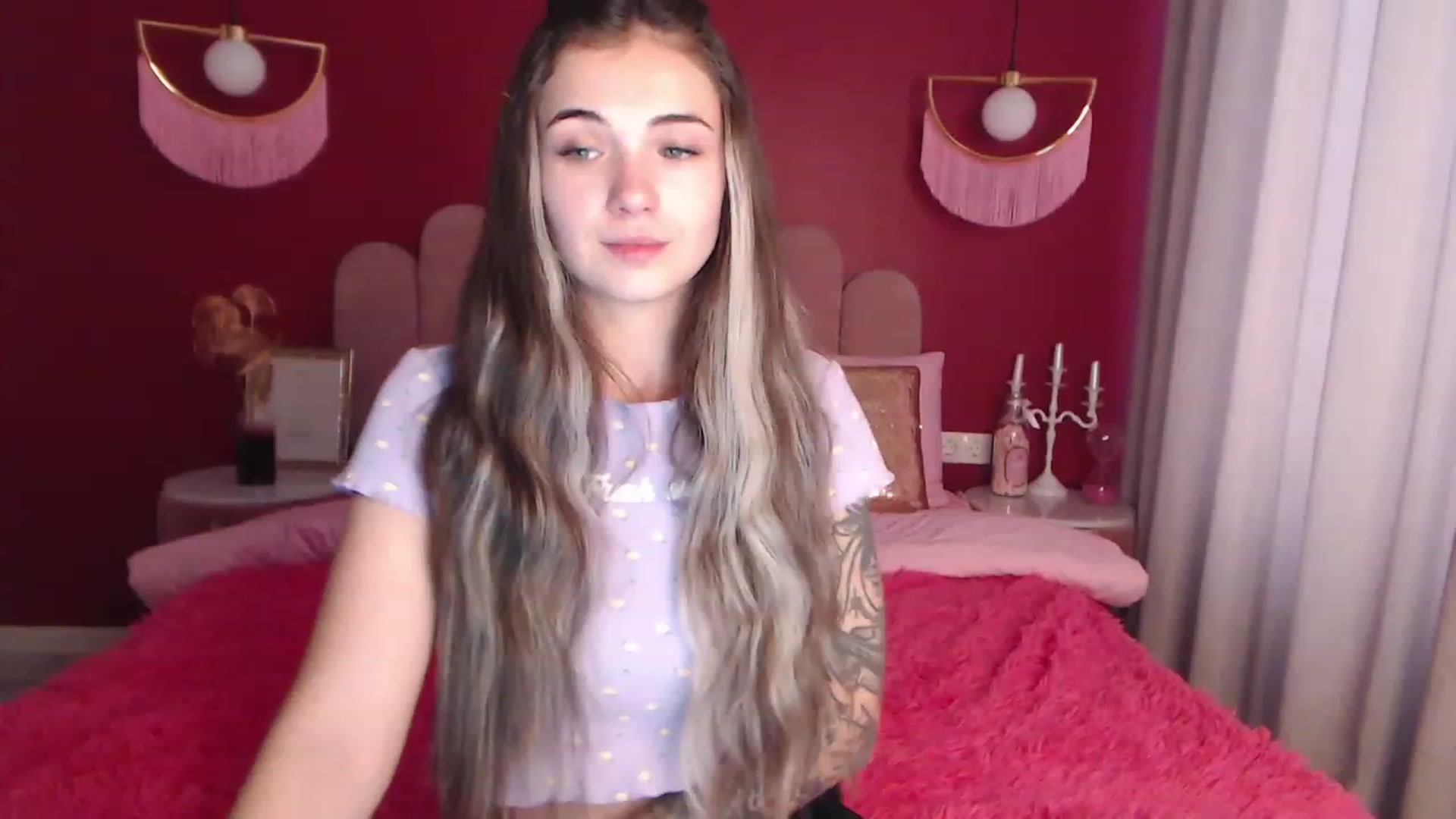Gallery image thumbnail from SunnyAmelia's myfreecams stream on, 11/22/2022, 11:29 image 13 of 20